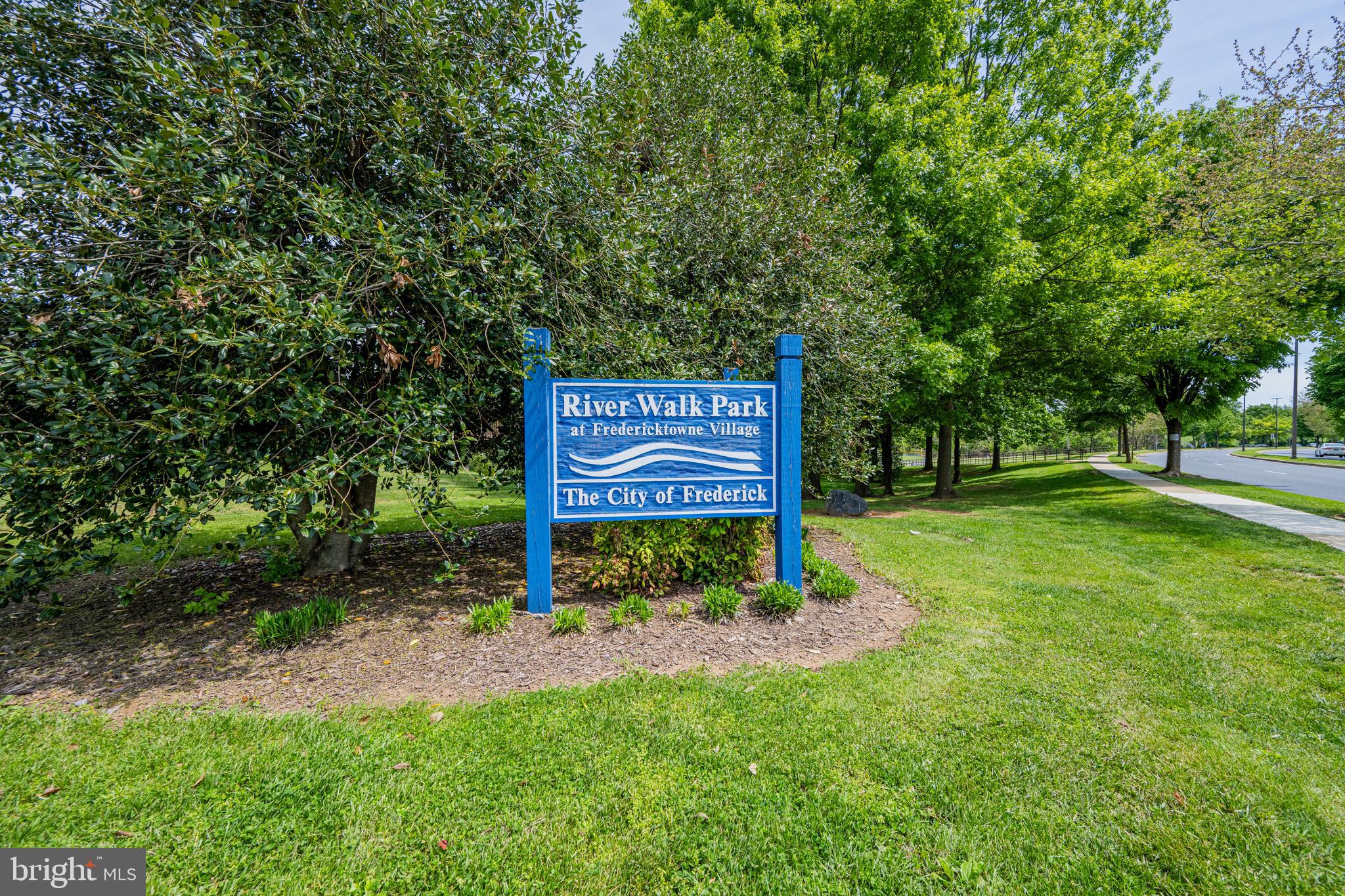 THE RIVER VIEW ESTATES AT WORMAN'S MILL - Residential