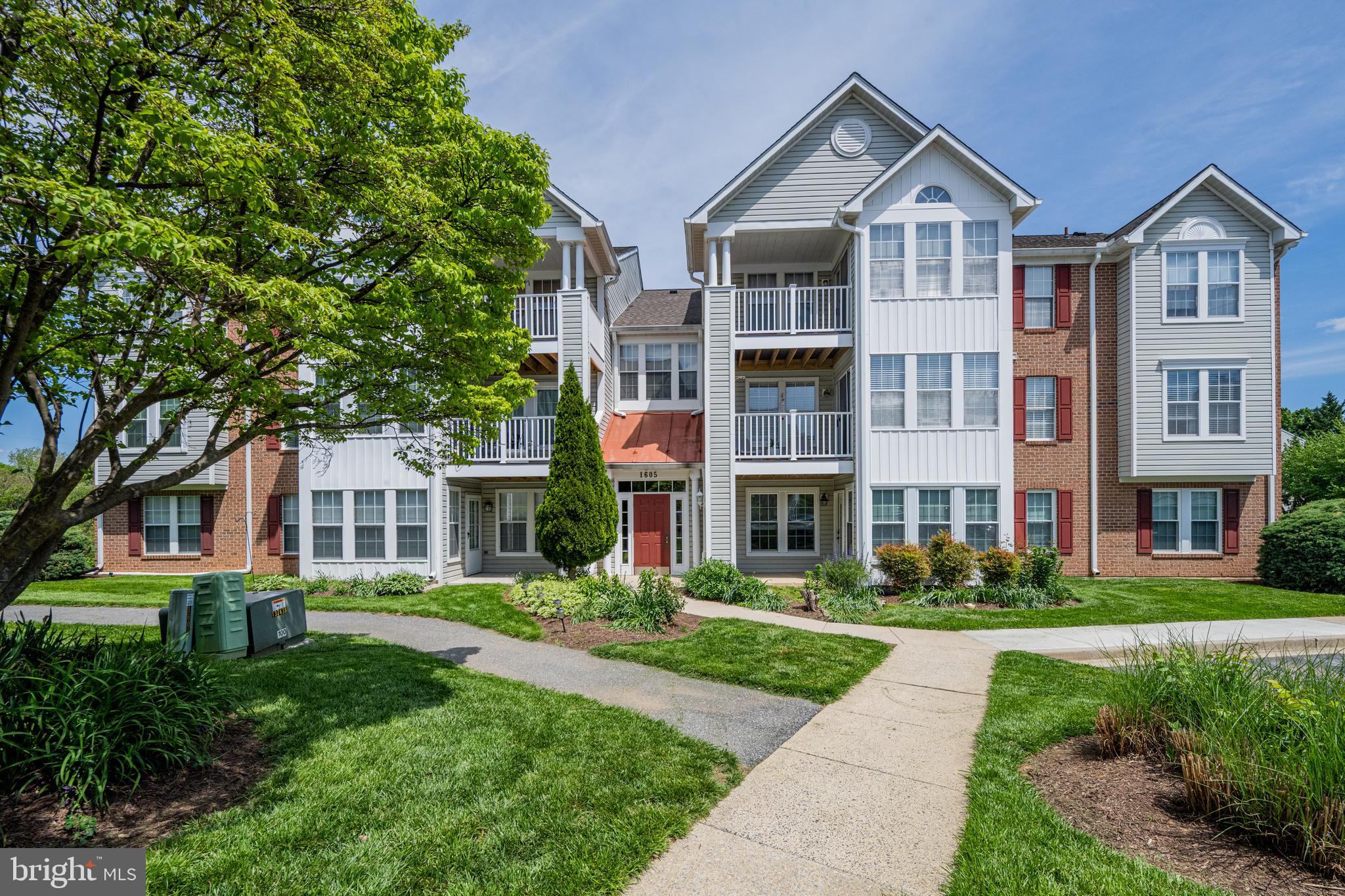THE RIVER VIEW ESTATES AT WORMAN'S MILL - Residential
