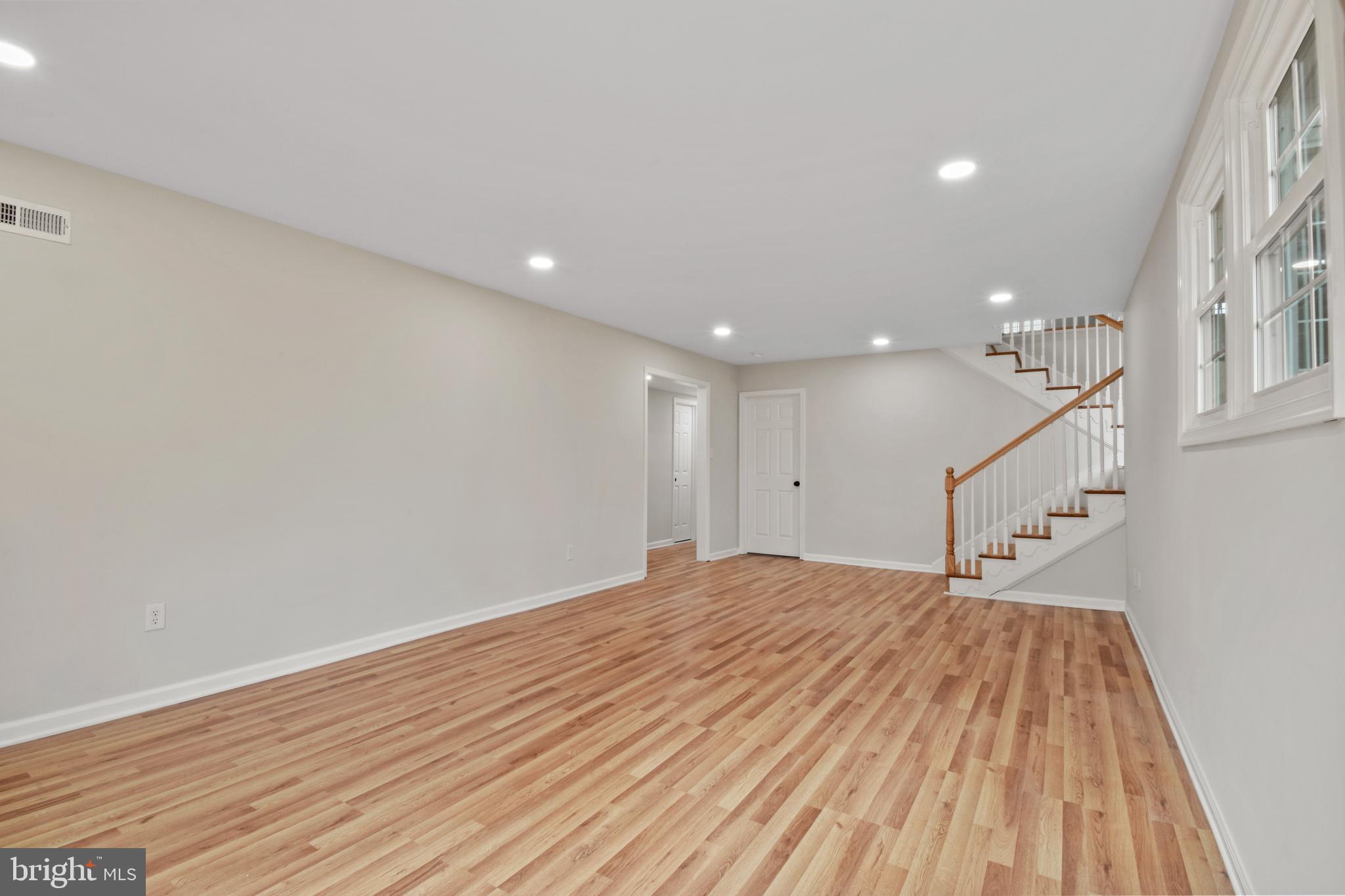 GREEN ACRES - Residential