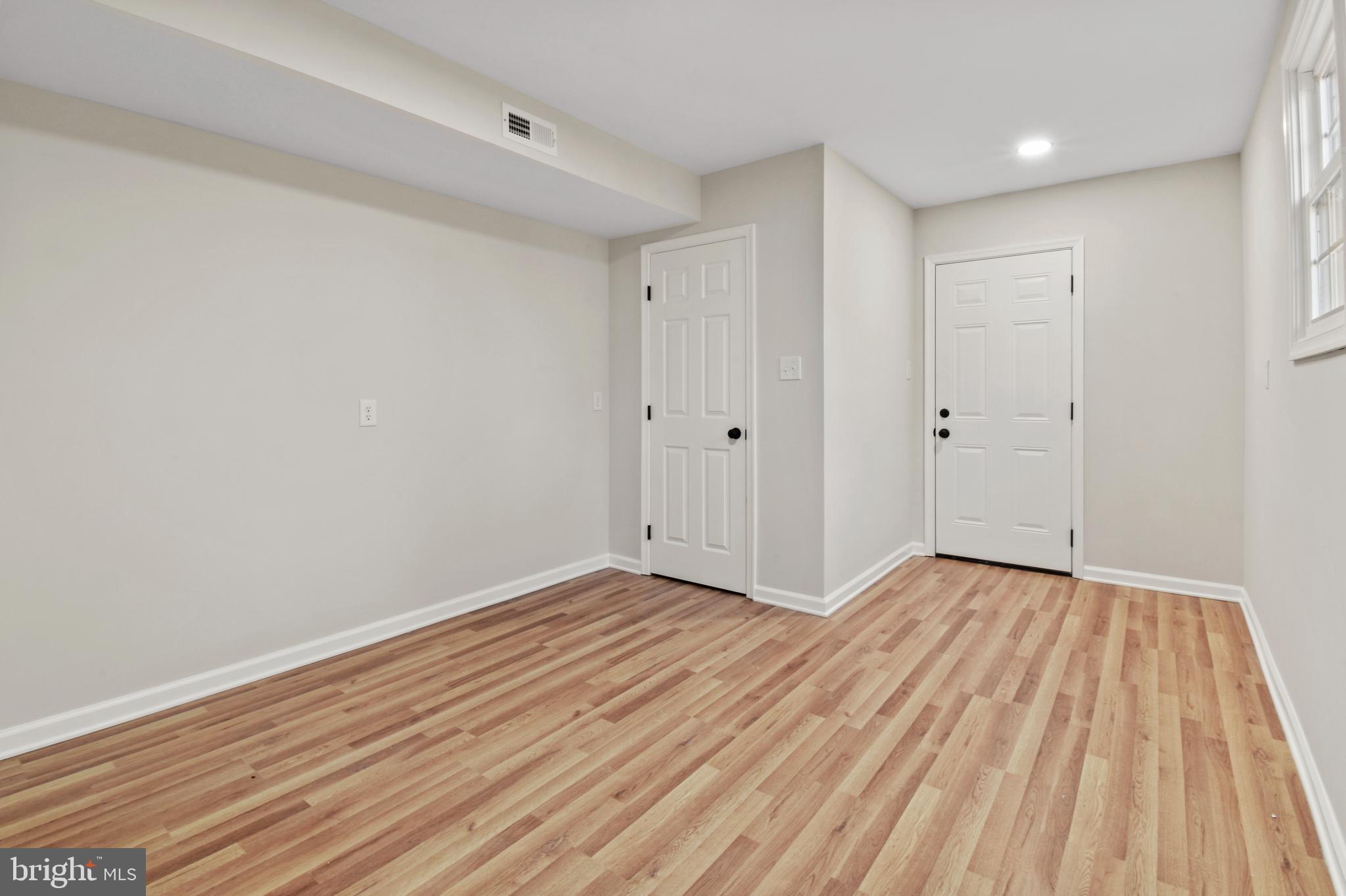 GREEN ACRES - Residential