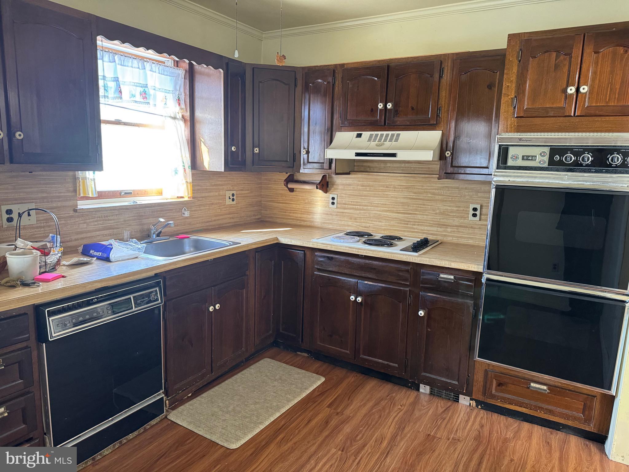 MIDDLE RIVER - Residential