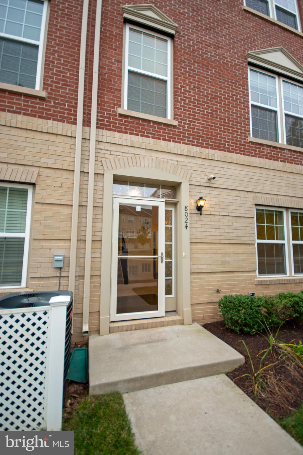 MADISON CRESCENT - Residential Lease