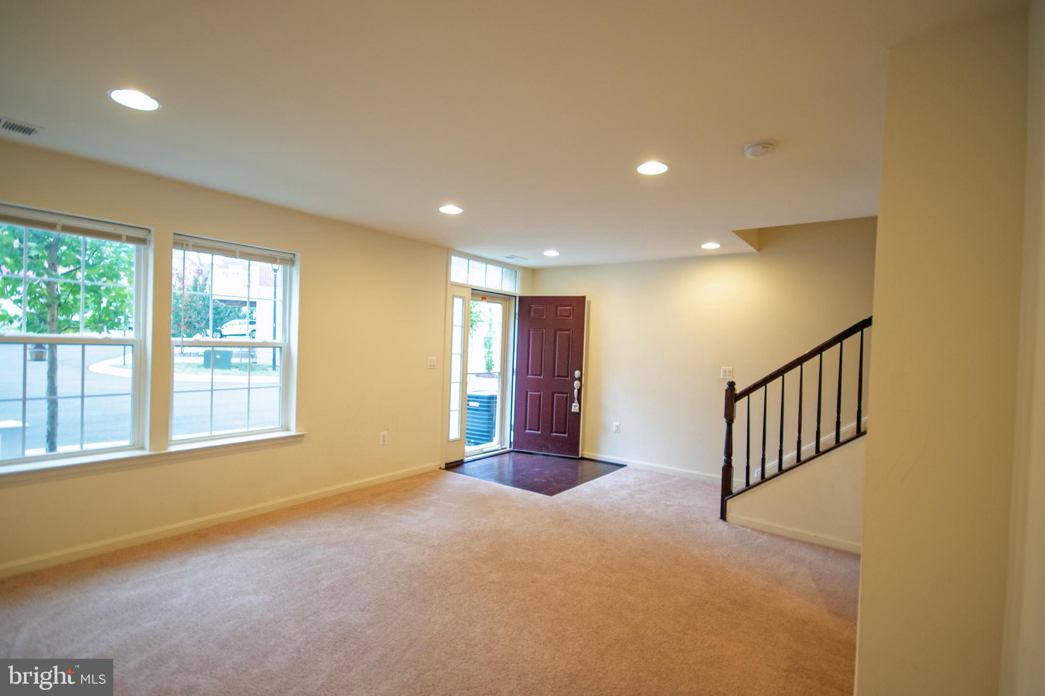 MADISON CRESCENT - Residential Lease