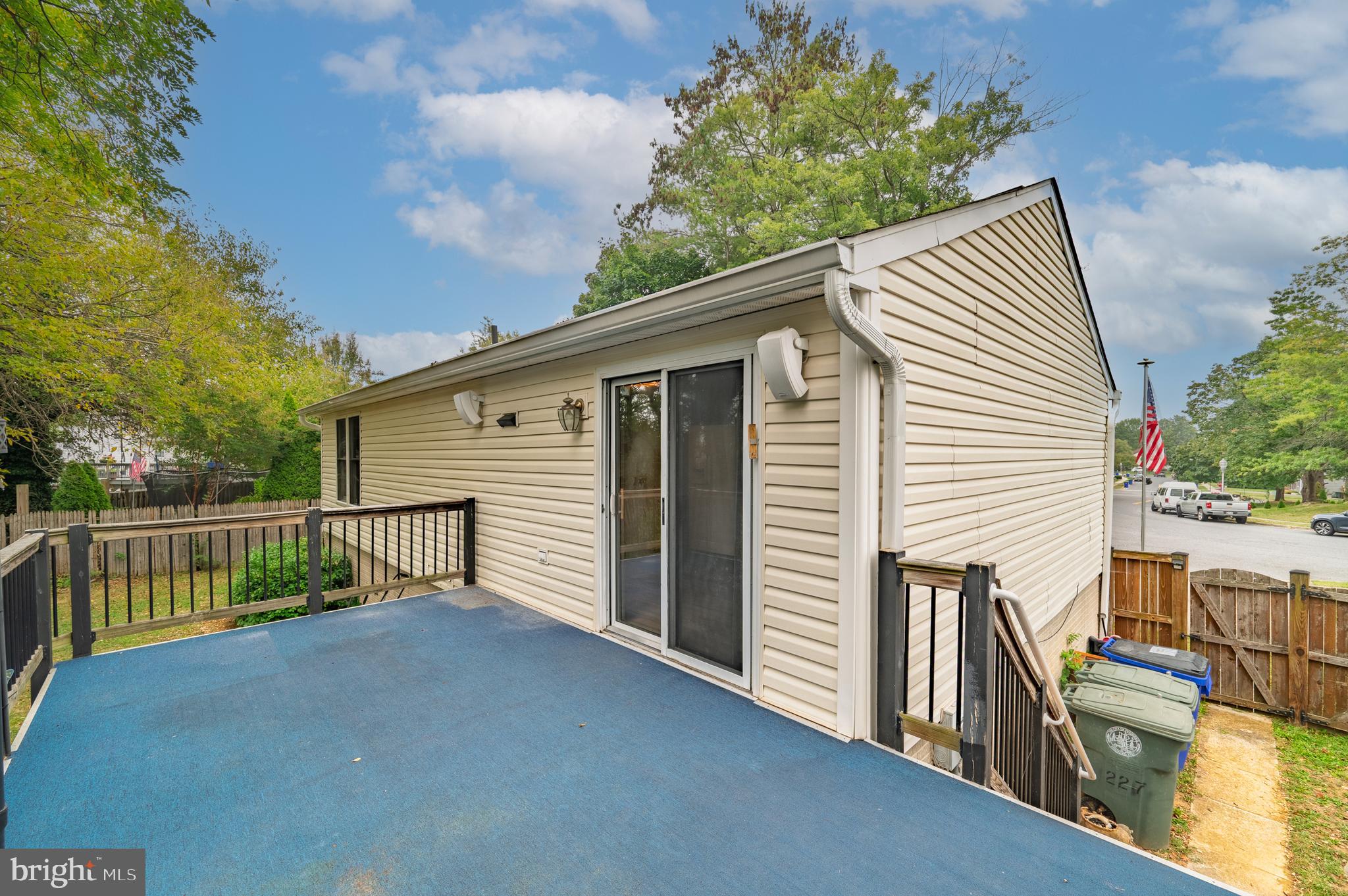 WILLOWCREST - Residential