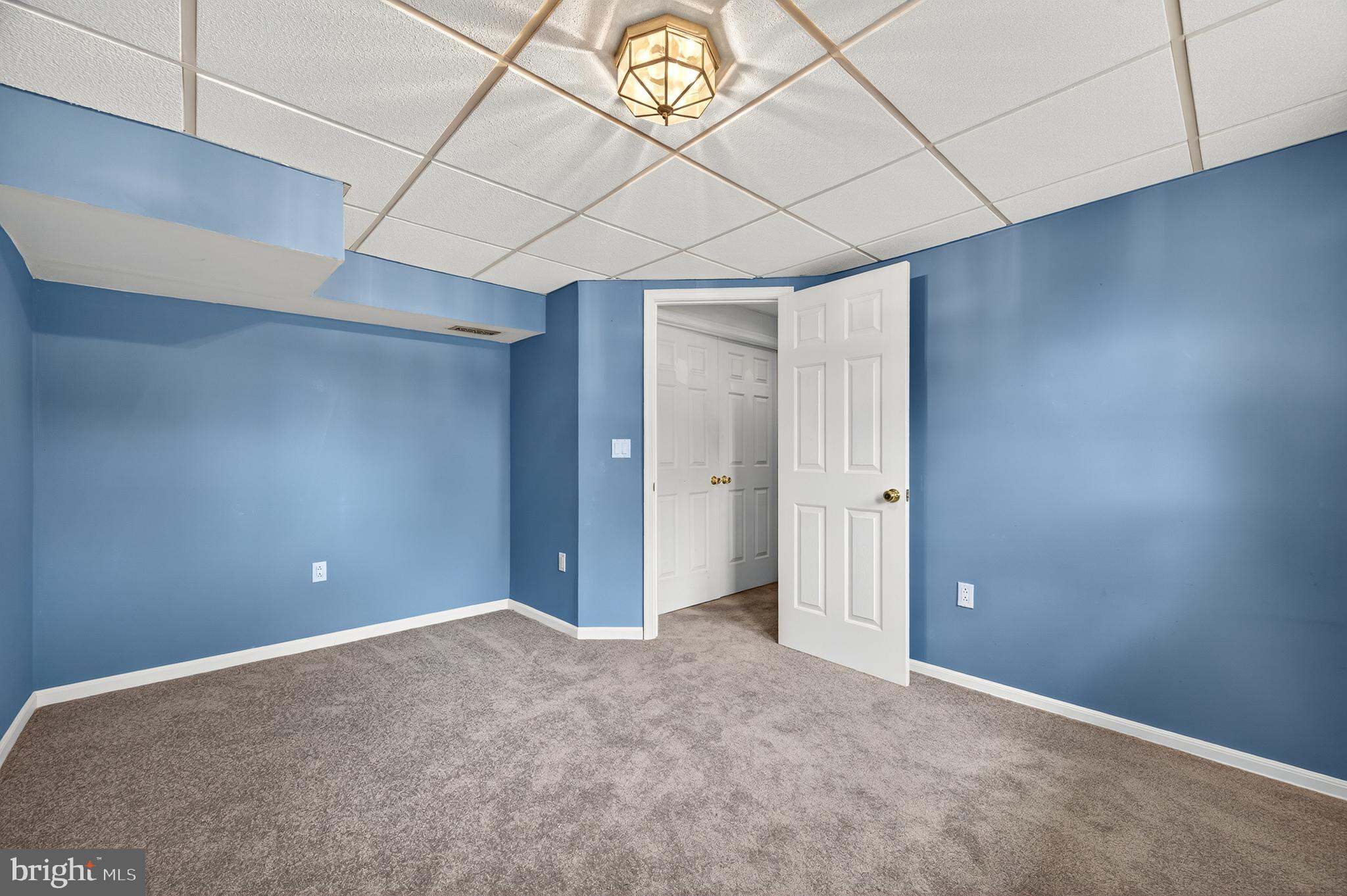 WILLOWCREST - Residential