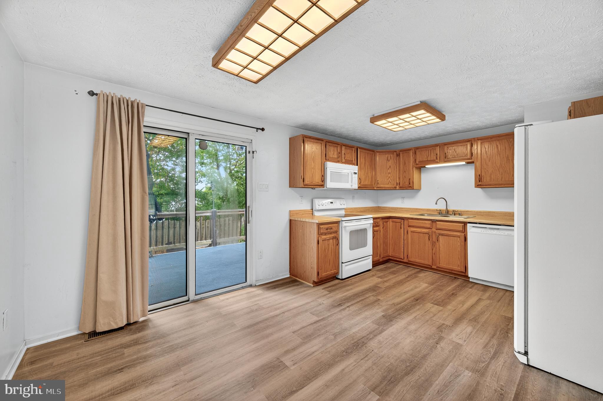 WILLOWCREST - Residential