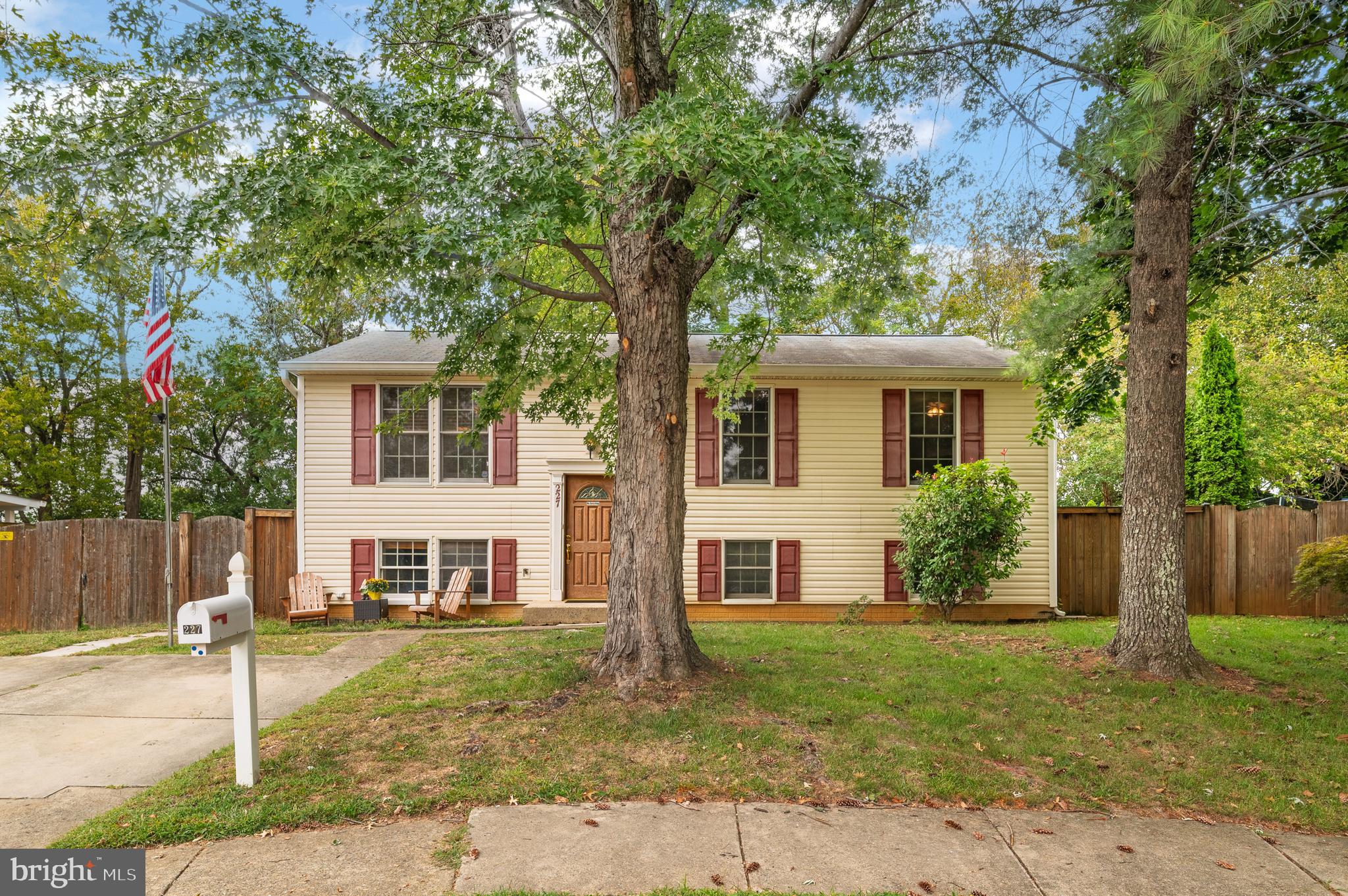 WILLOWCREST - Residential