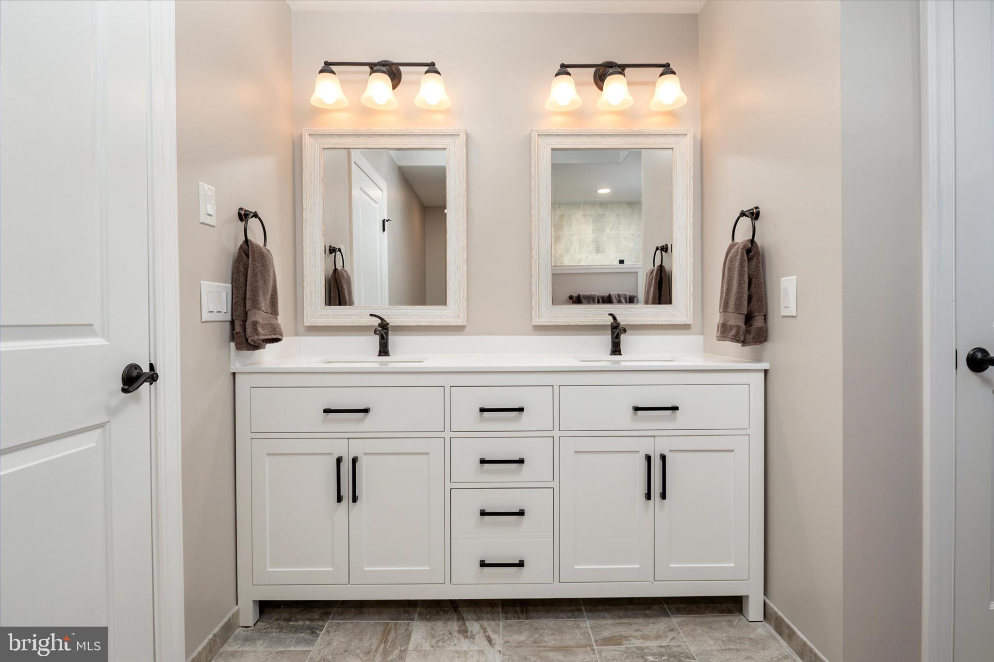 BAYVIEW AT KENT NARROWS - Residential