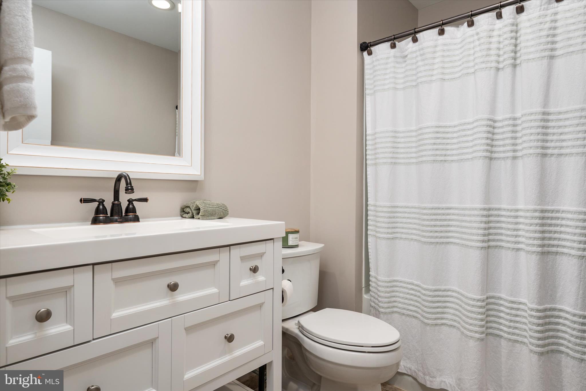 BAYVIEW AT KENT NARROWS - Residential