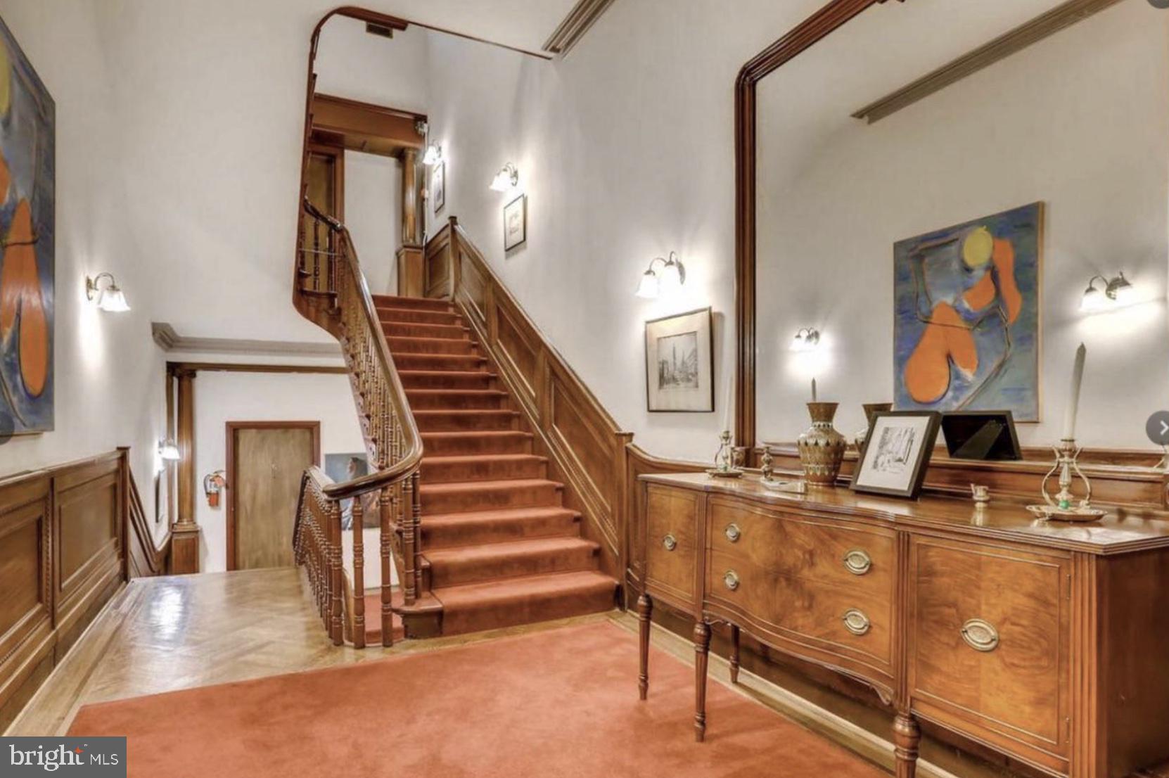 MOUNT VERNON PLACE HISTORIC DISTRICT - Residential Lease