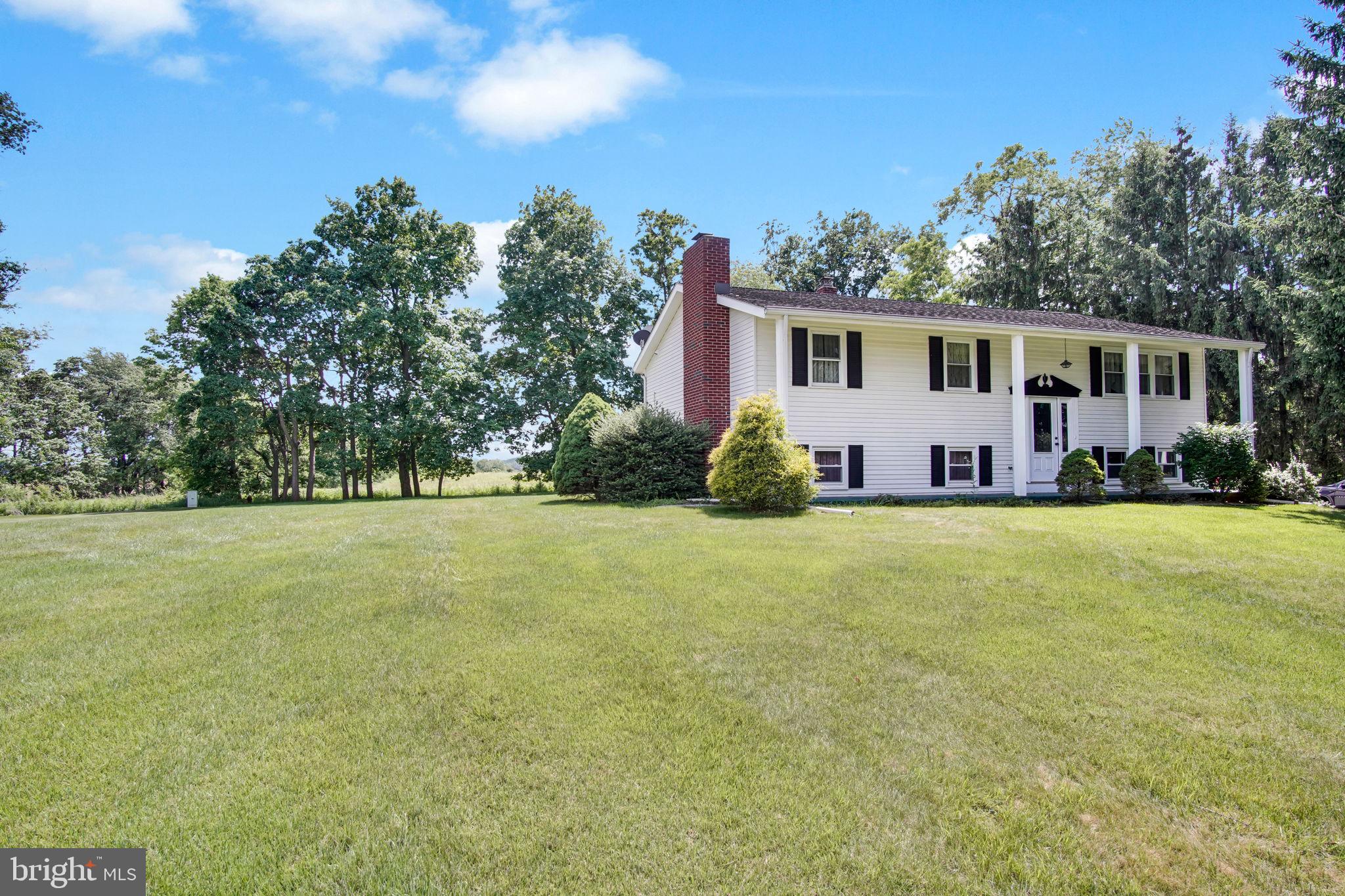 667 DIANE DRIVE