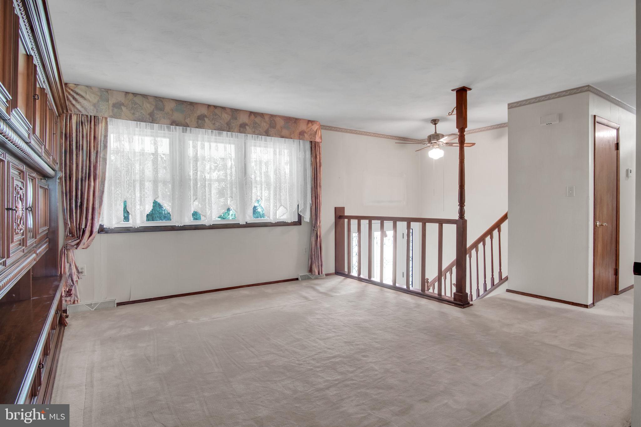 667 DIANE DRIVE