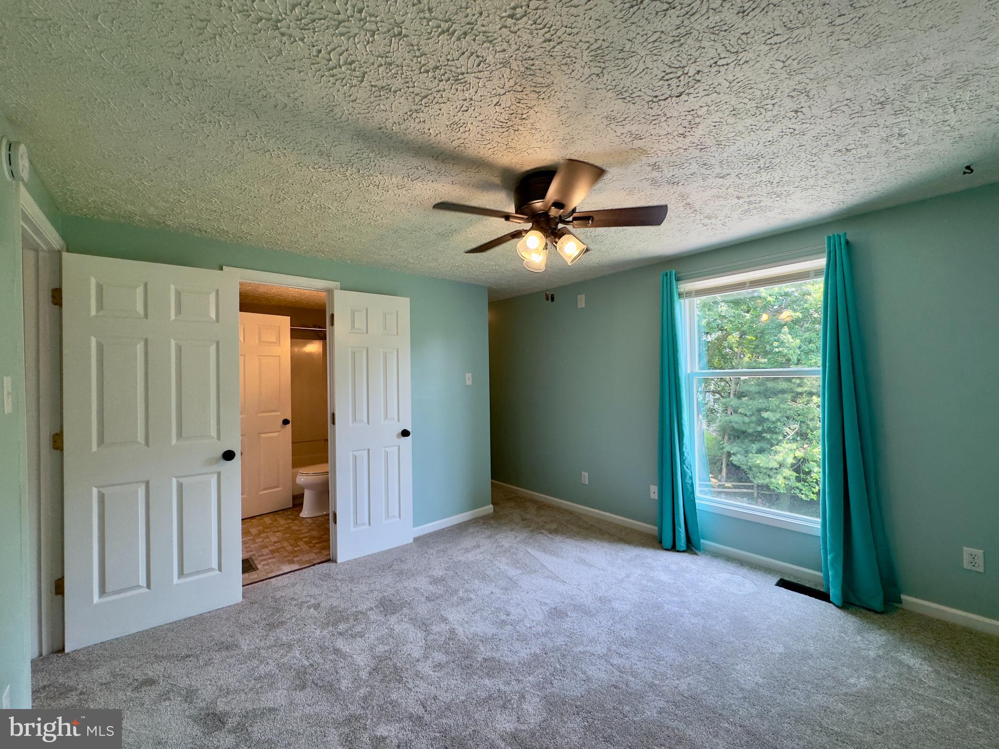 PERRY HALL - Residential Lease