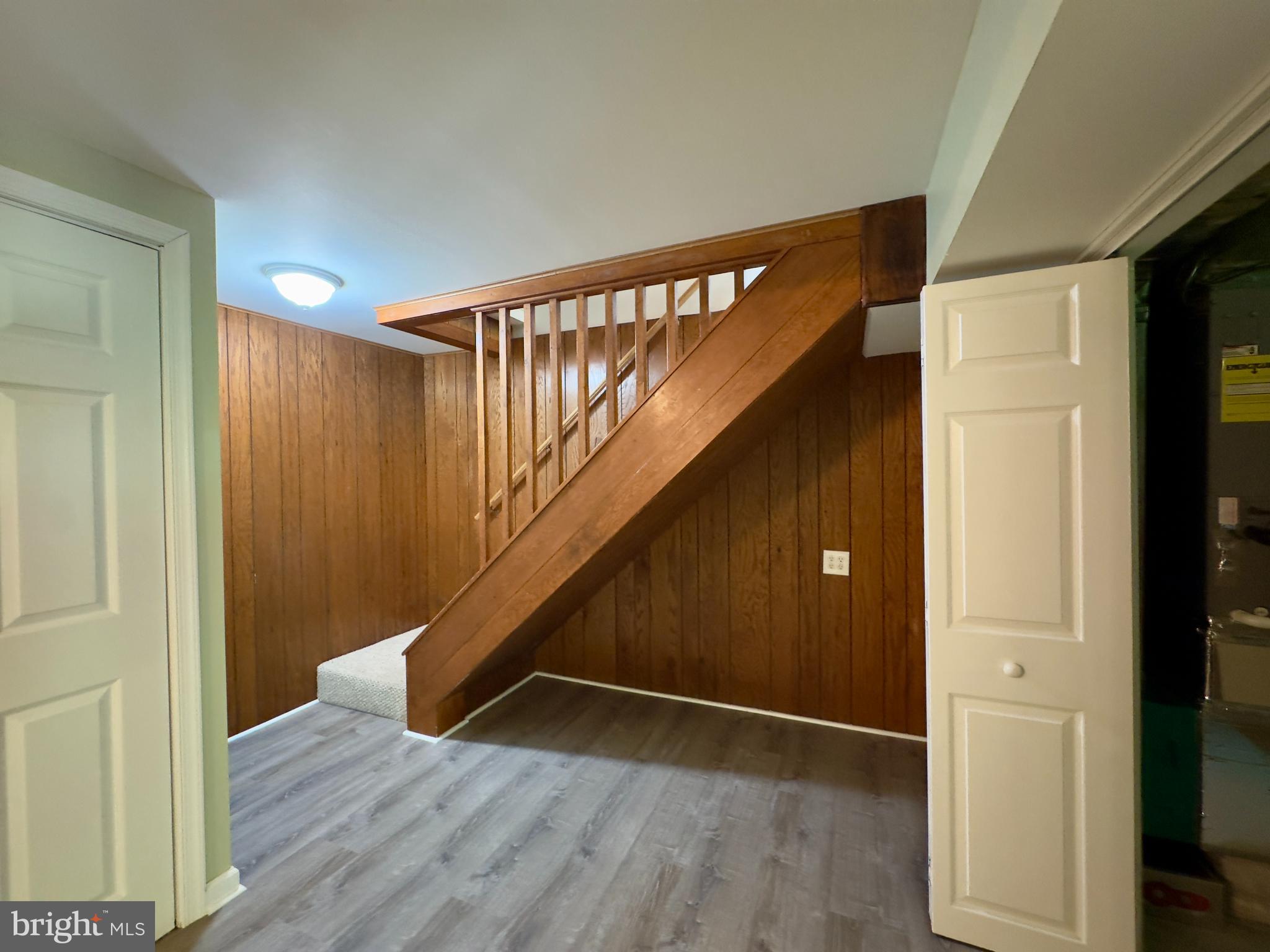 PERRY HALL - Residential Lease