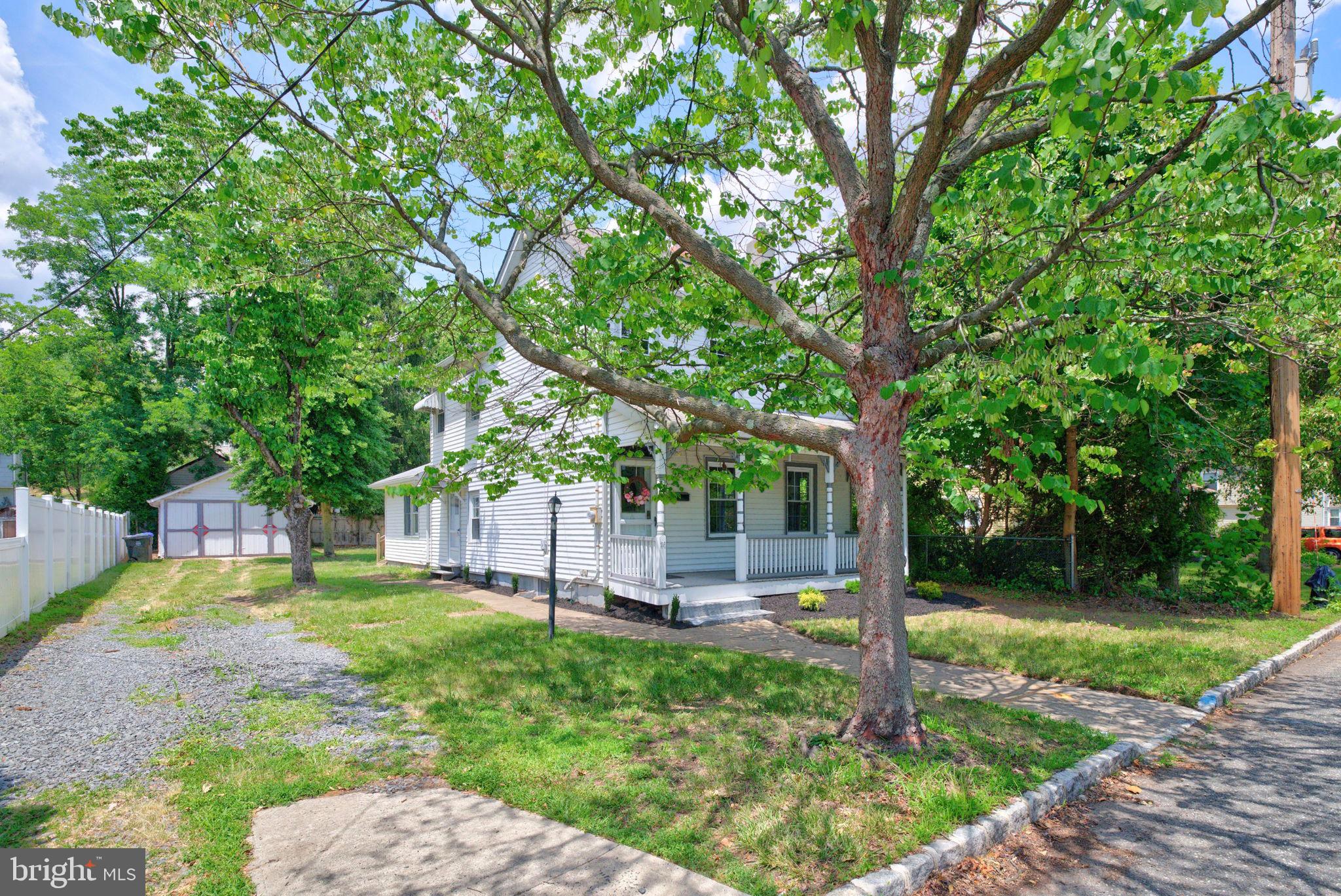 26 KOSSMAN STREET