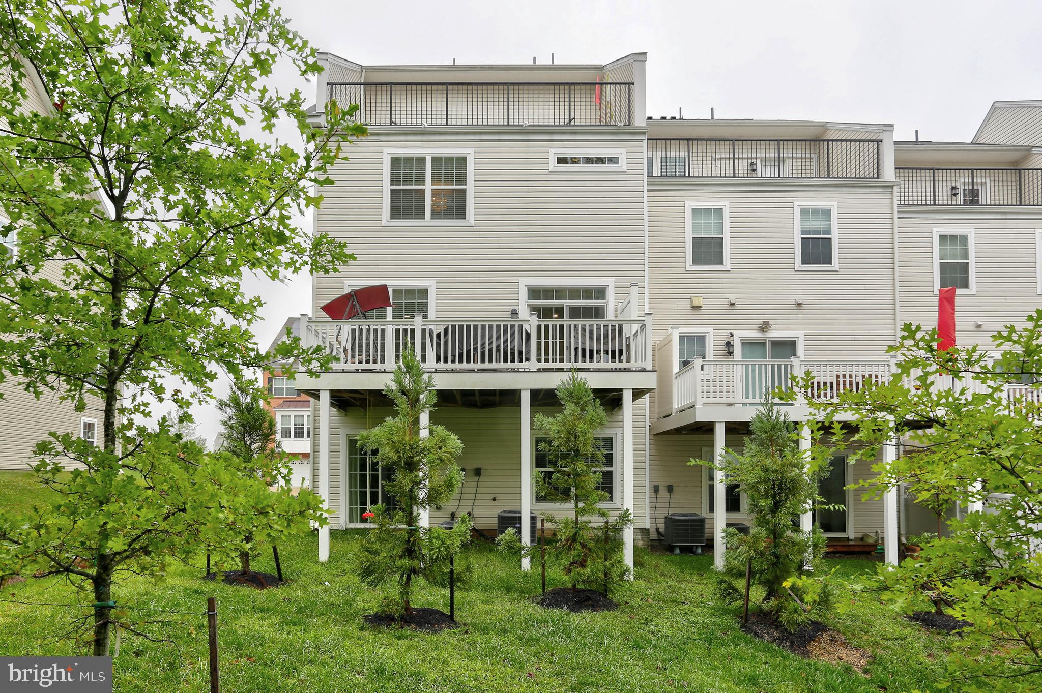 SUMMERFIELD VILLAGE - Residential