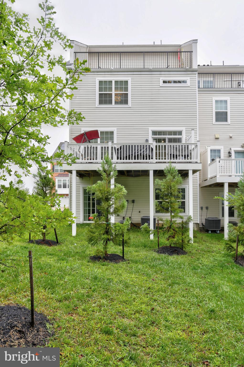 SUMMERFIELD VILLAGE - Residential