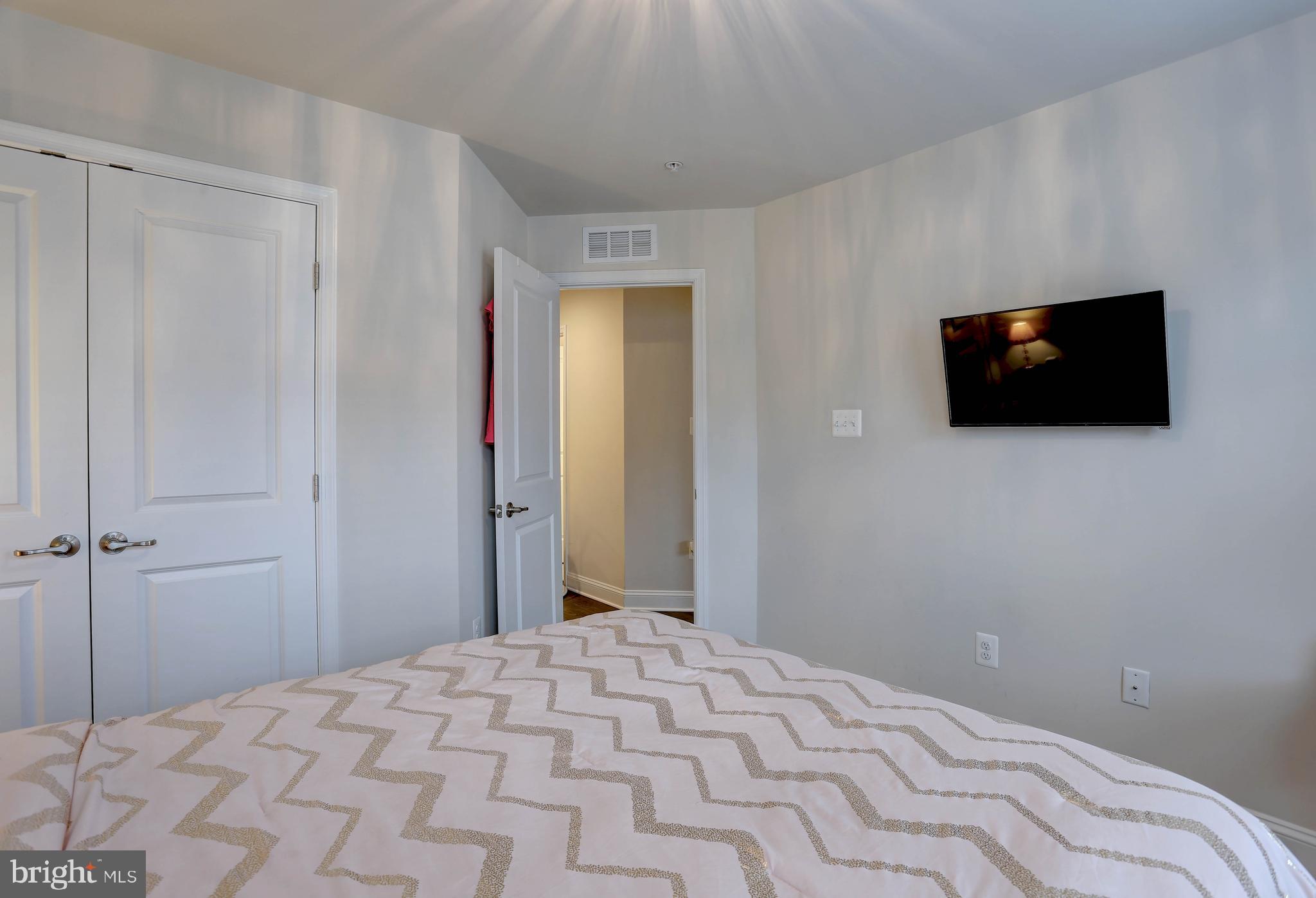 SUMMERFIELD VILLAGE - Residential