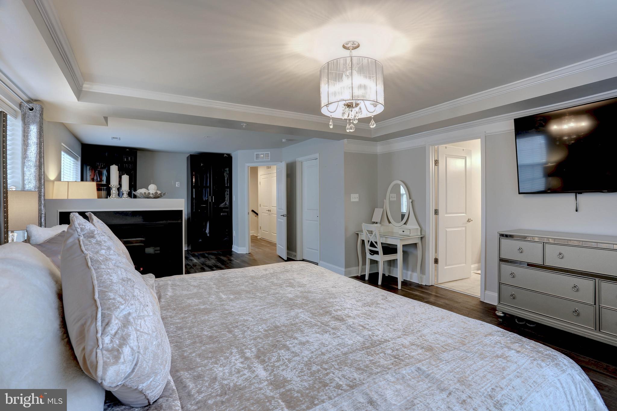 SUMMERFIELD VILLAGE - Residential