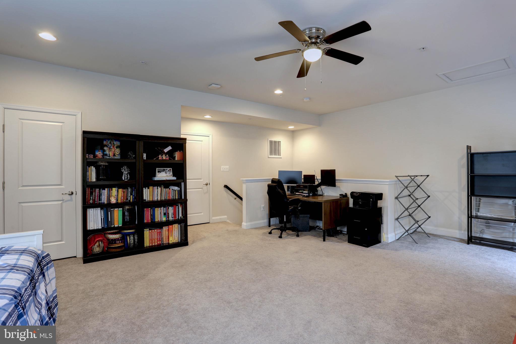 SUMMERFIELD VILLAGE - Residential