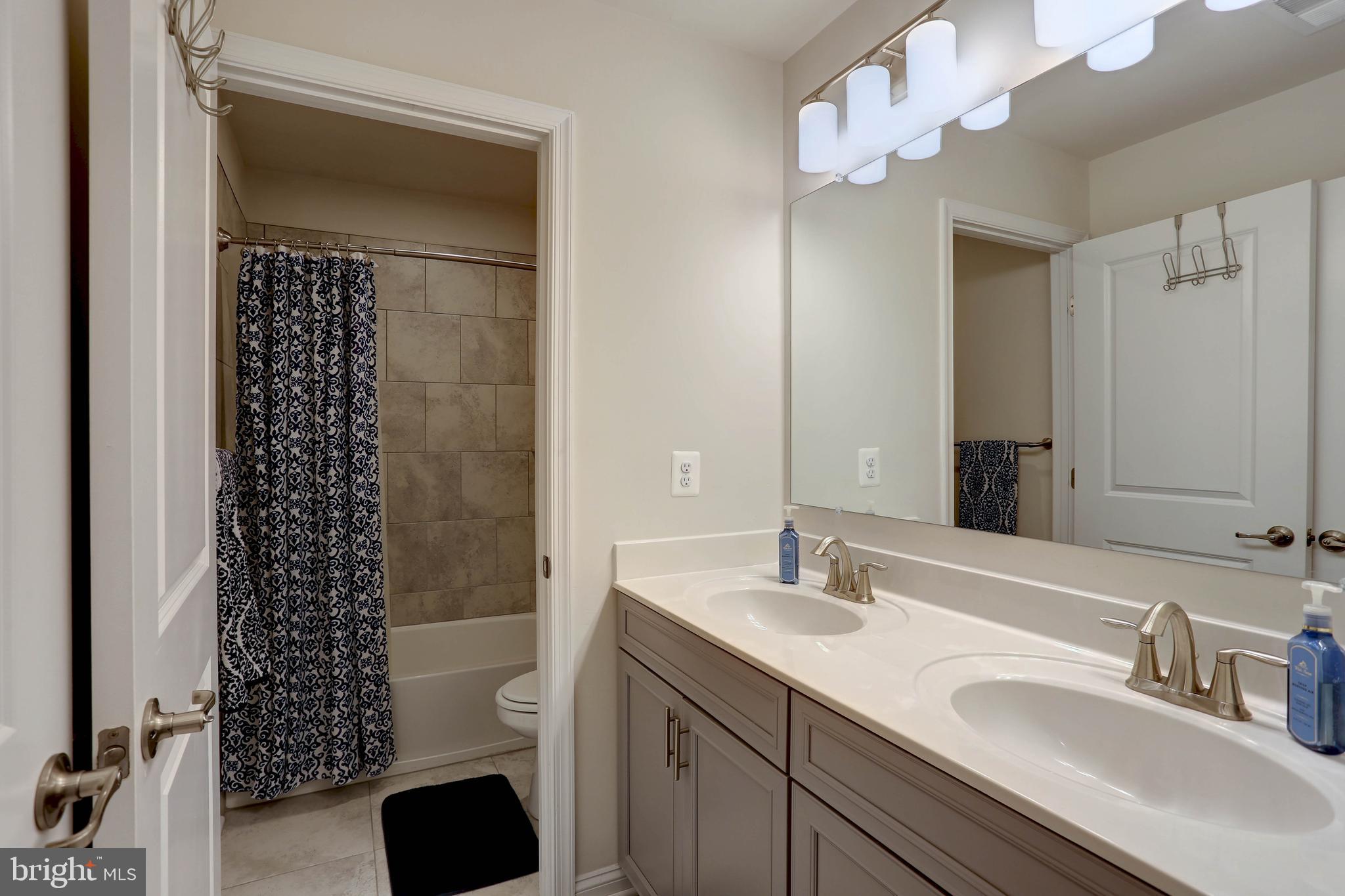 SUMMERFIELD VILLAGE - Residential