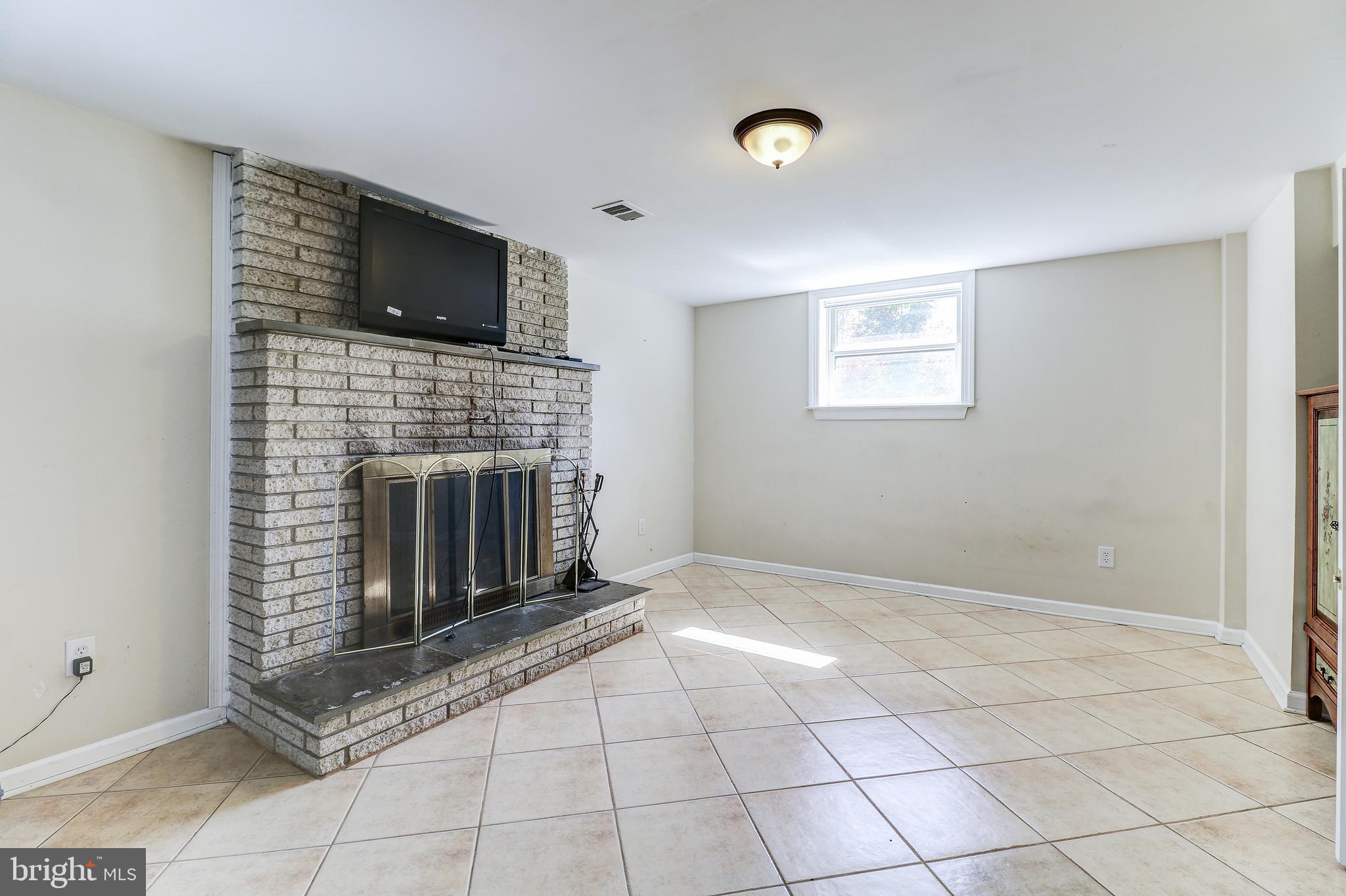 STERLING  PARK - Residential