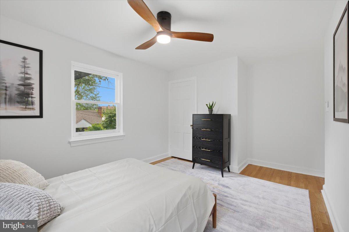 WOODSIDE - Residential