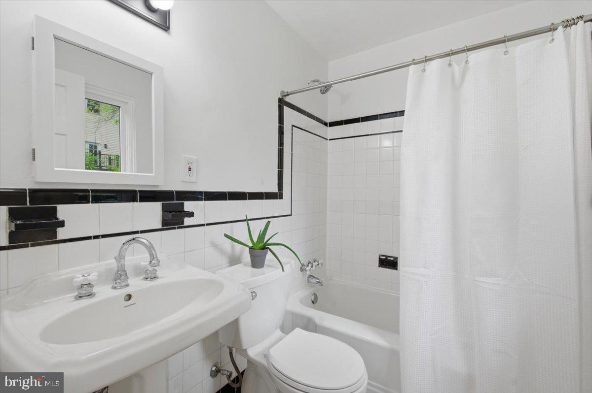 WOODSIDE - Residential
