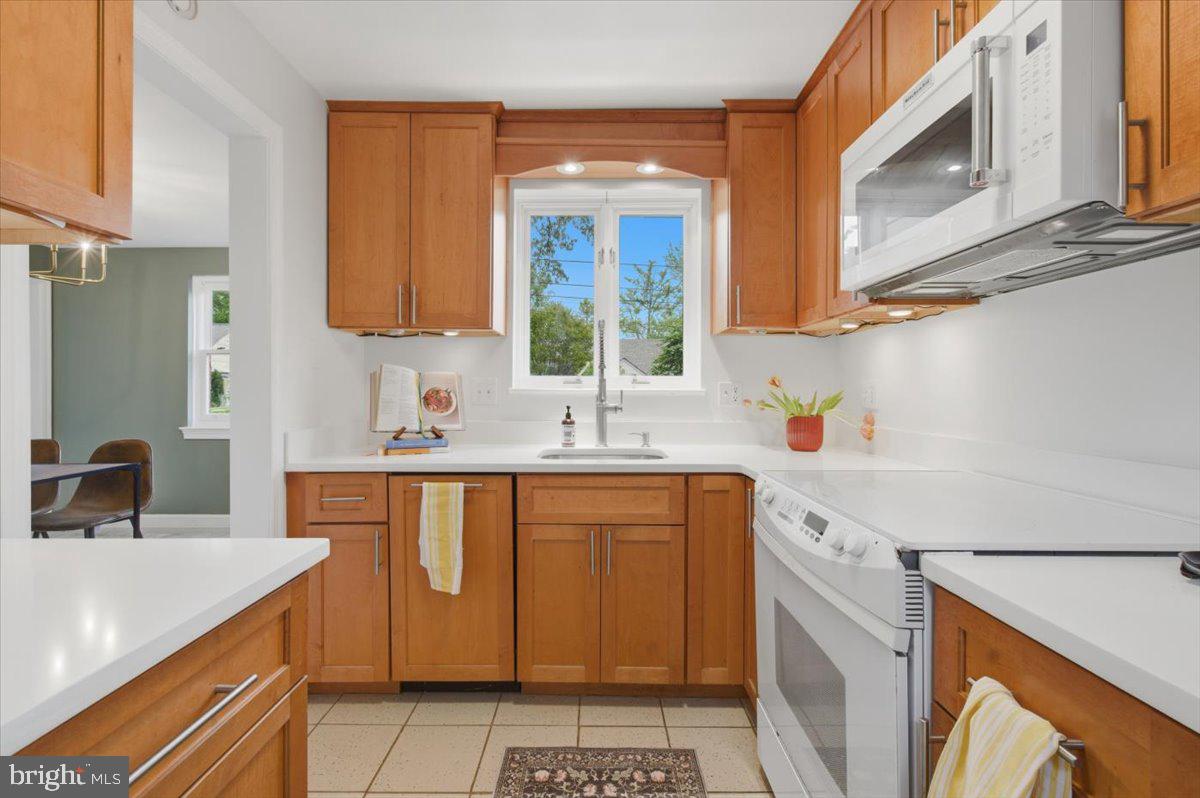 WOODSIDE - Residential