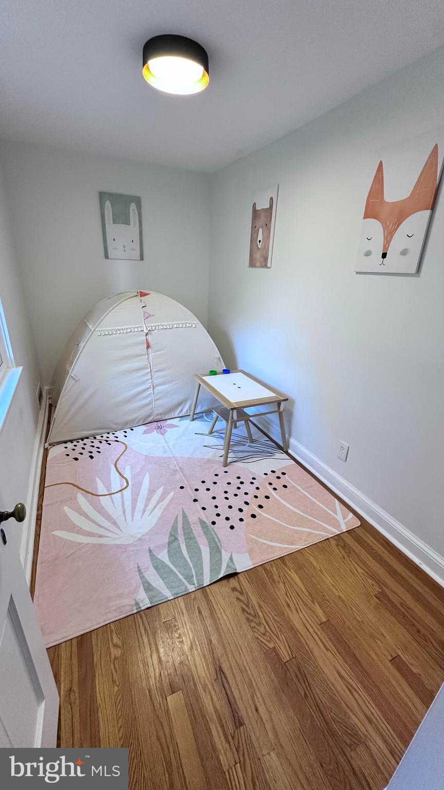 1613 N SPRINGWOOD DRIVE N