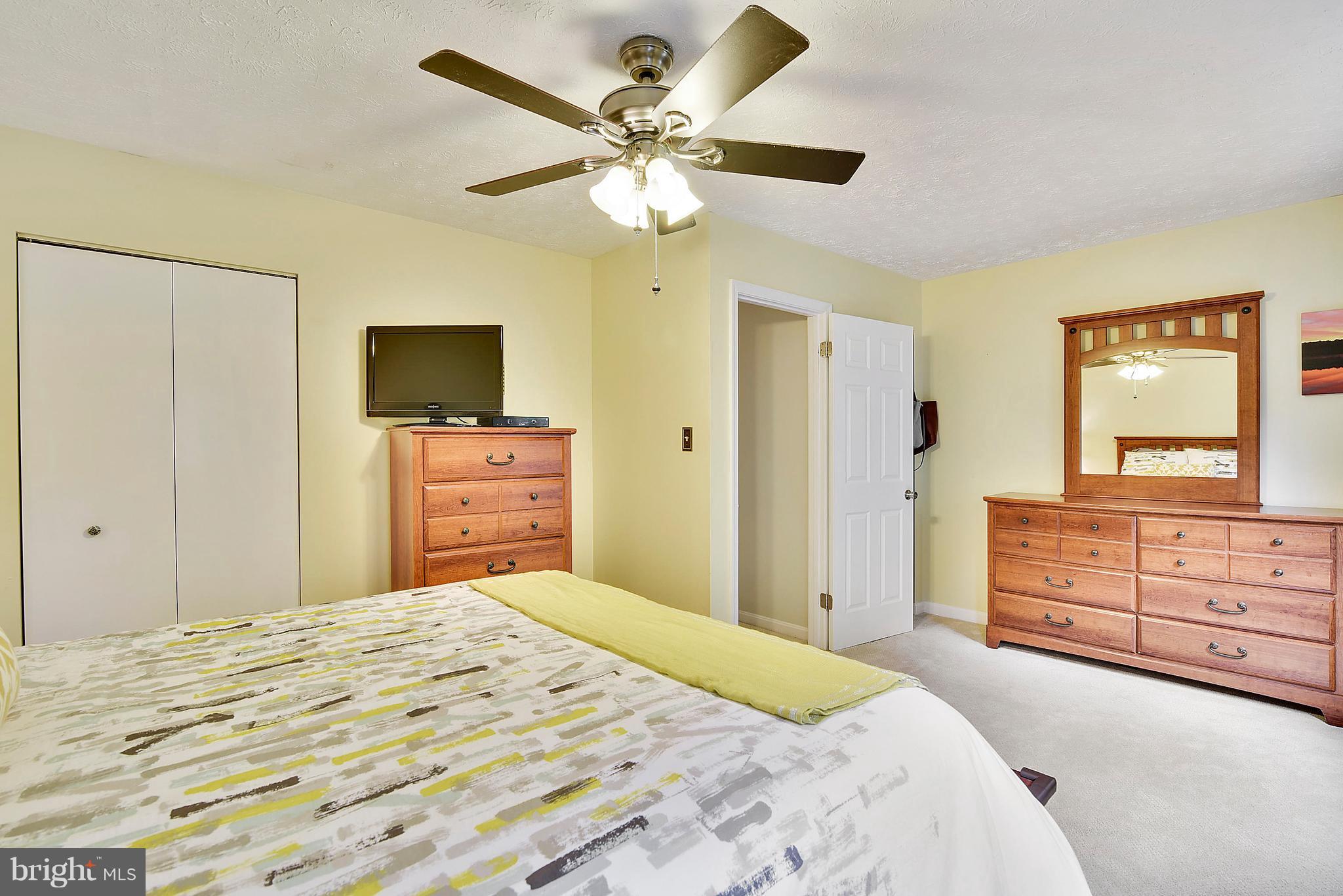 WASHINGTON SQUARE - Residential