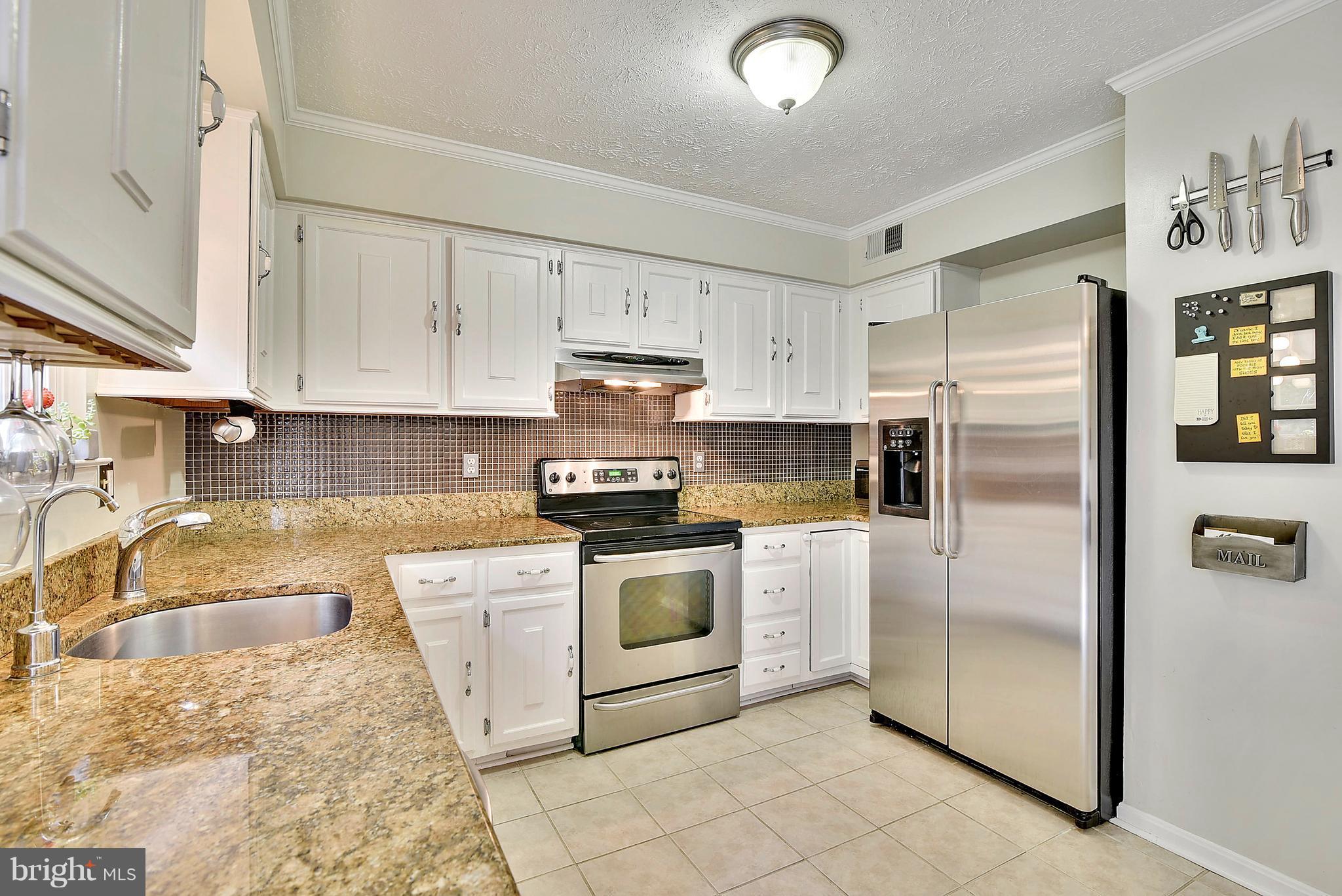 WASHINGTON SQUARE - Residential