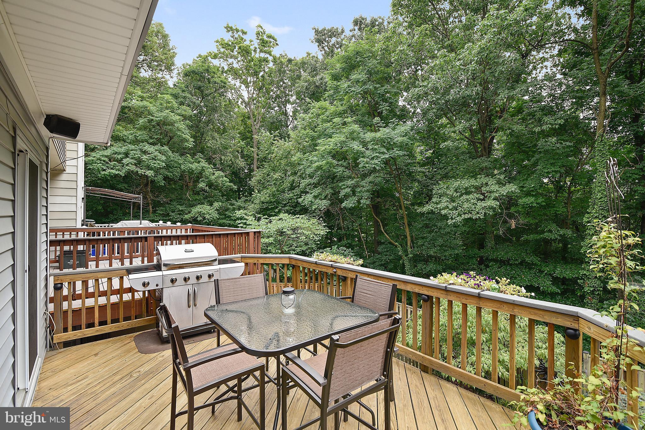 WASHINGTON SQUARE - Residential