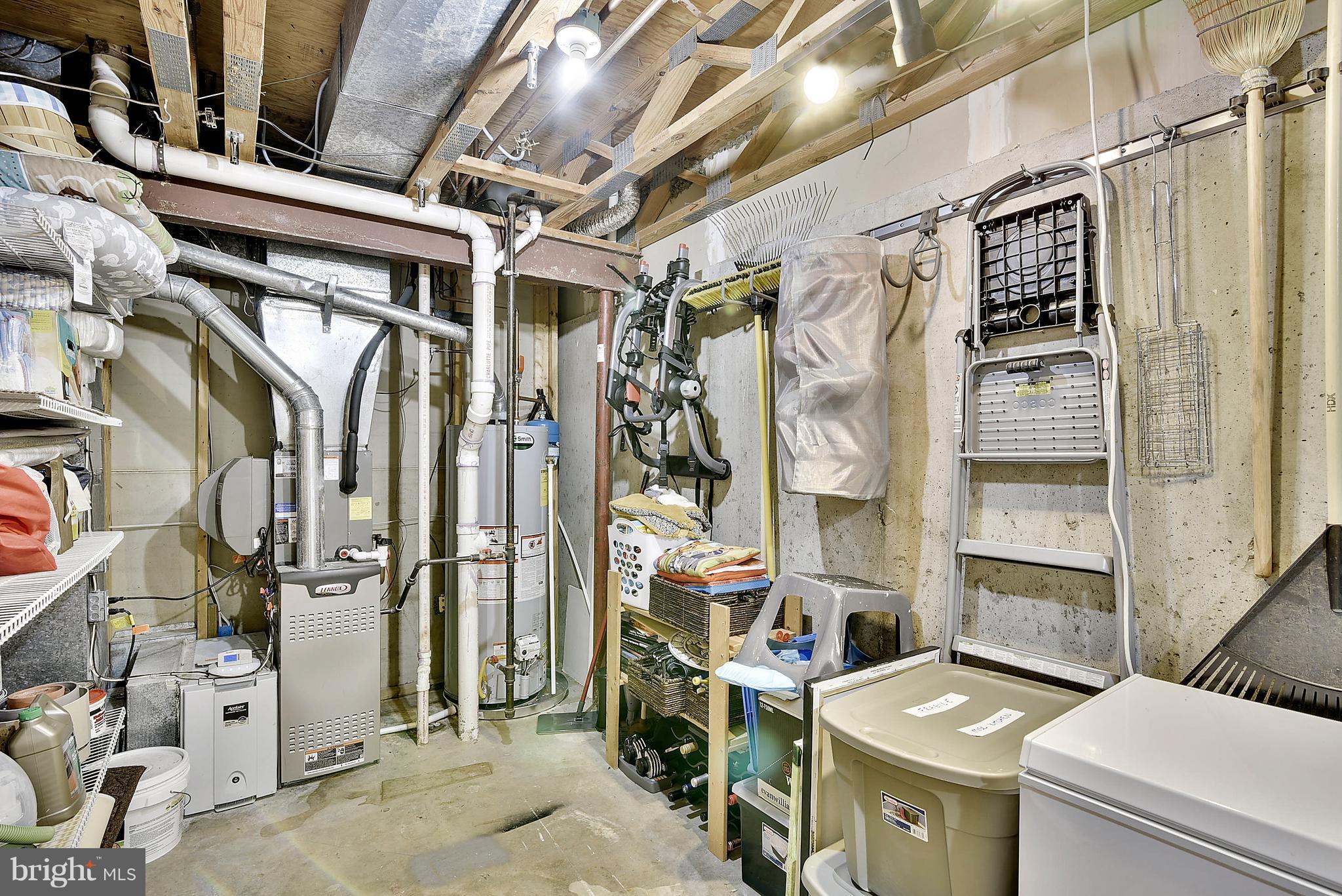 WASHINGTON SQUARE - Residential