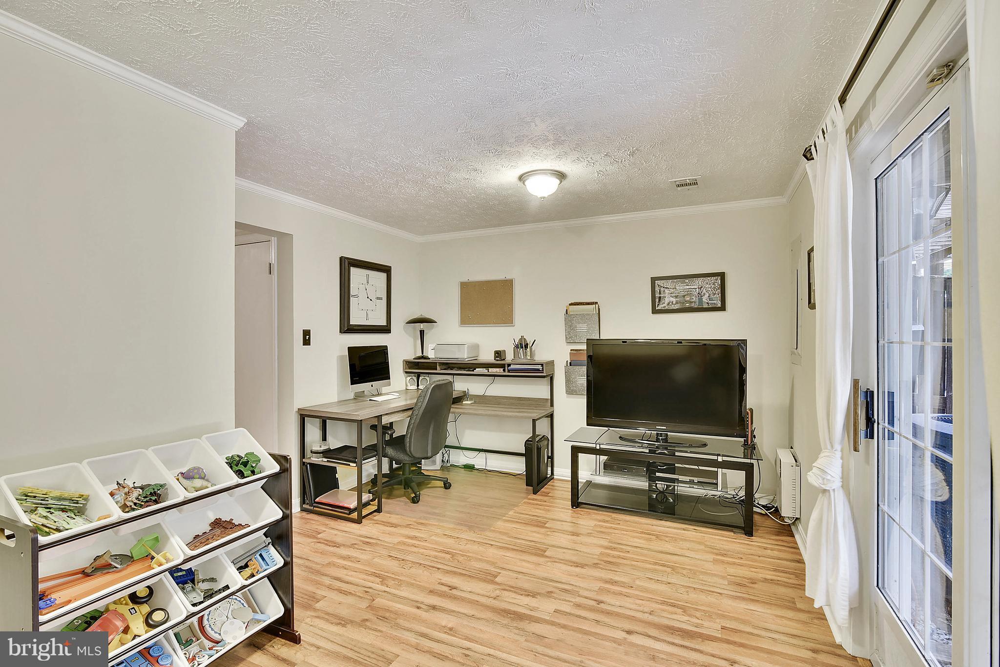 WASHINGTON SQUARE - Residential