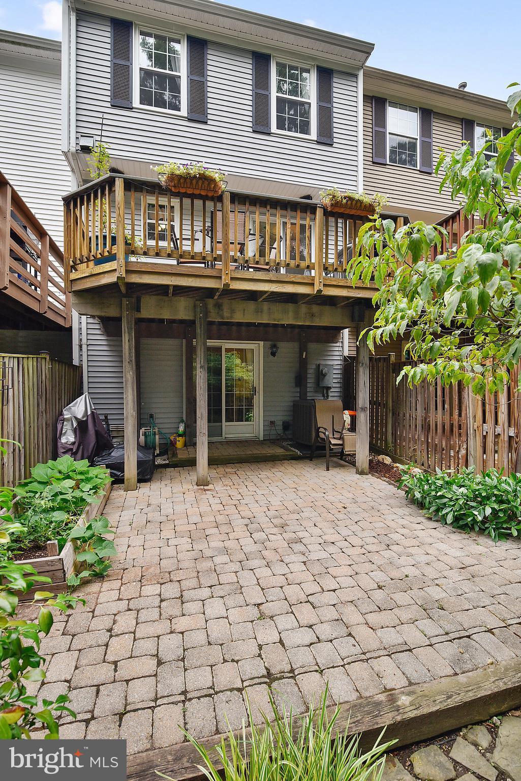 WASHINGTON SQUARE - Residential