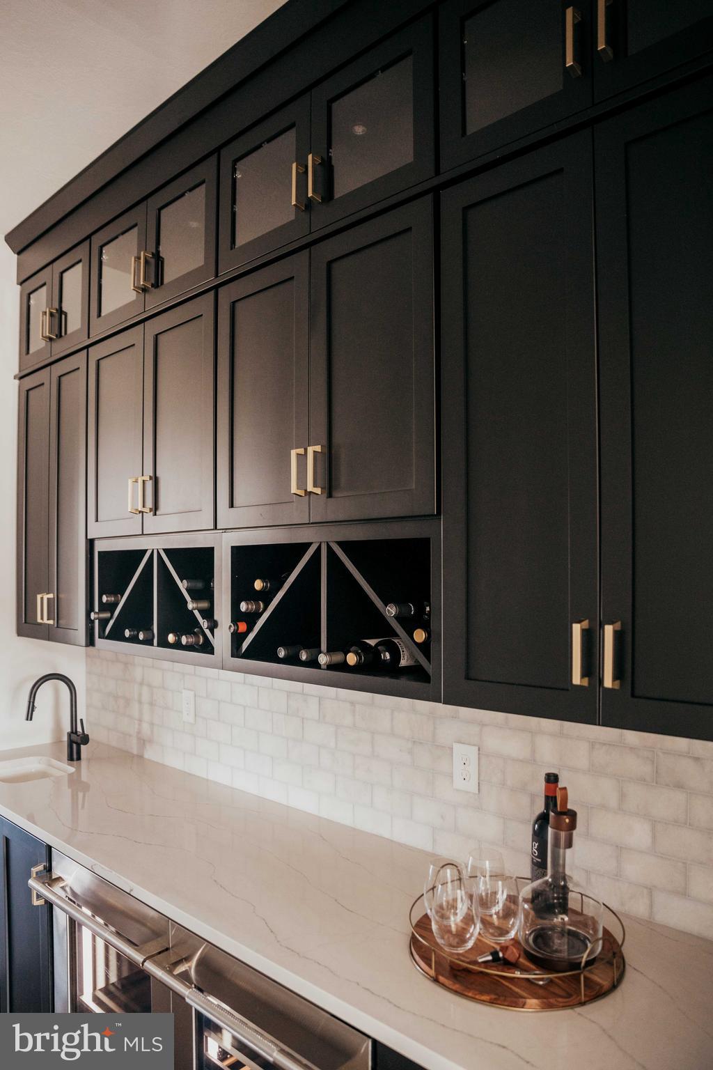 OAKWOOD - Residential