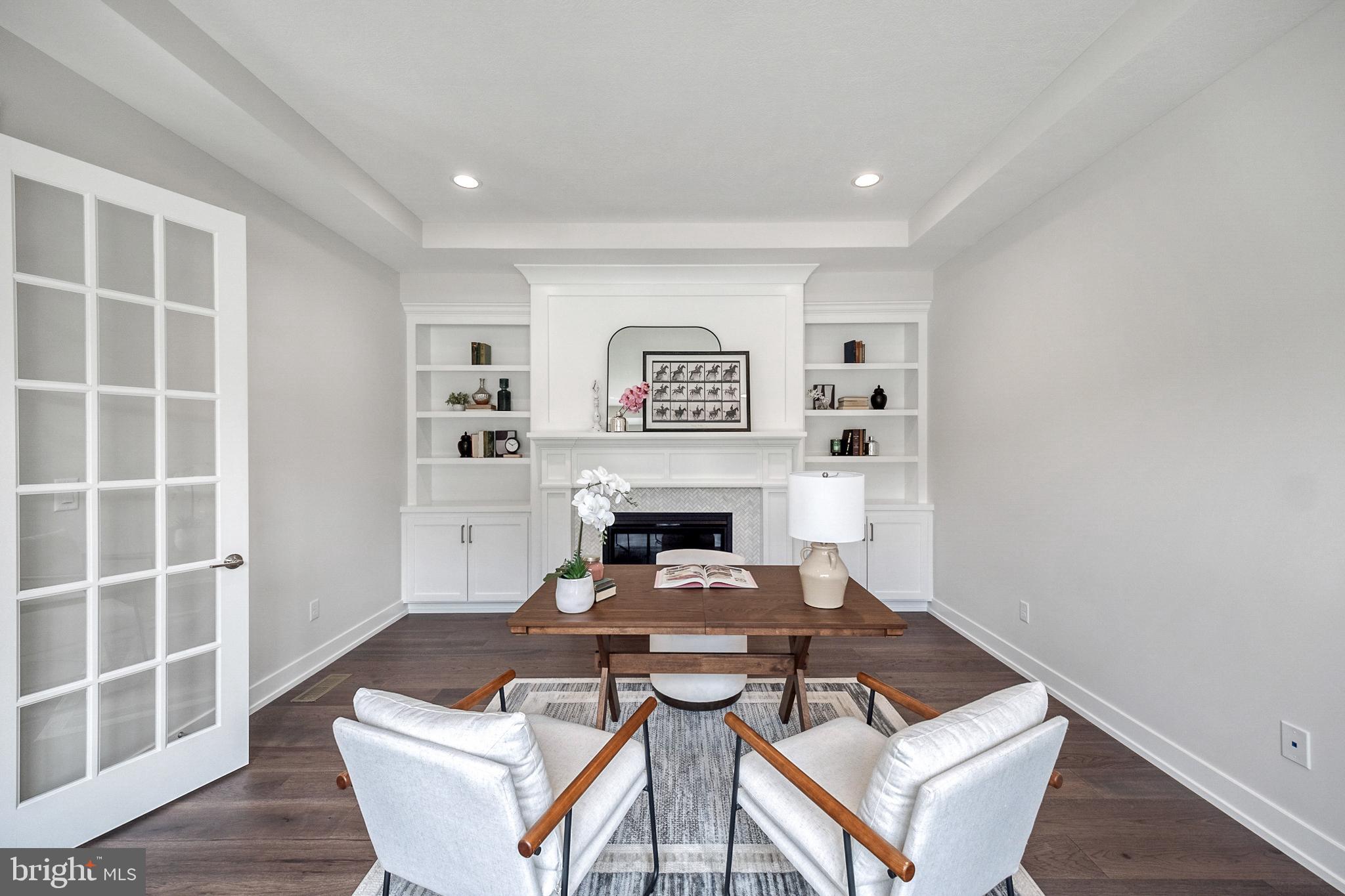 OAKWOOD - Residential