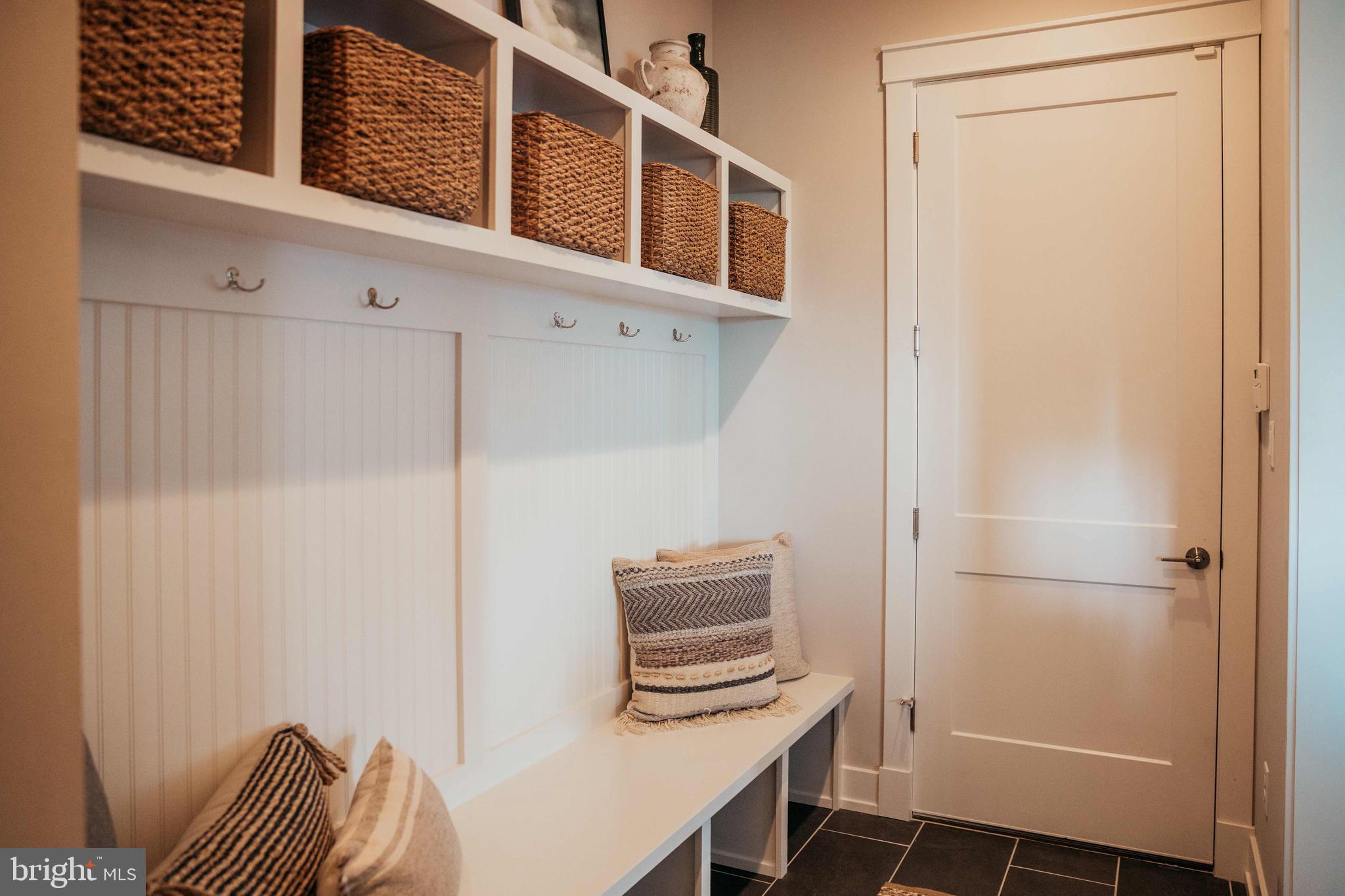 OAKWOOD - Residential