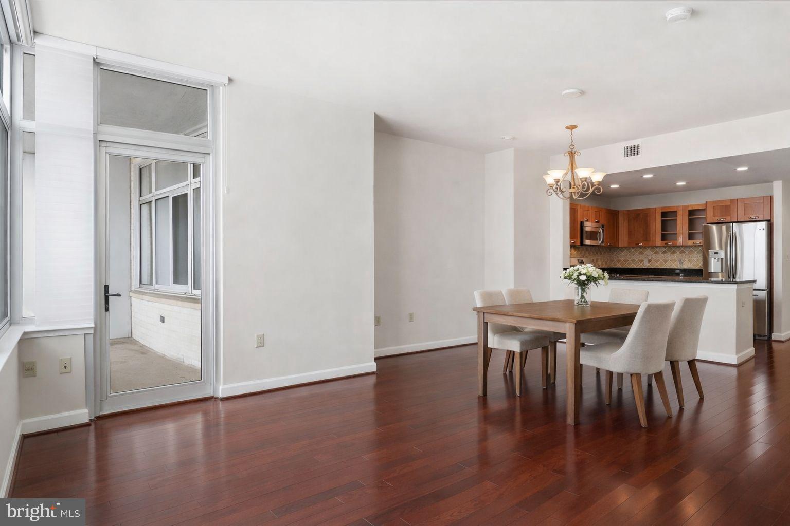 MIDTOWN BETHESDA NORTH - Residential