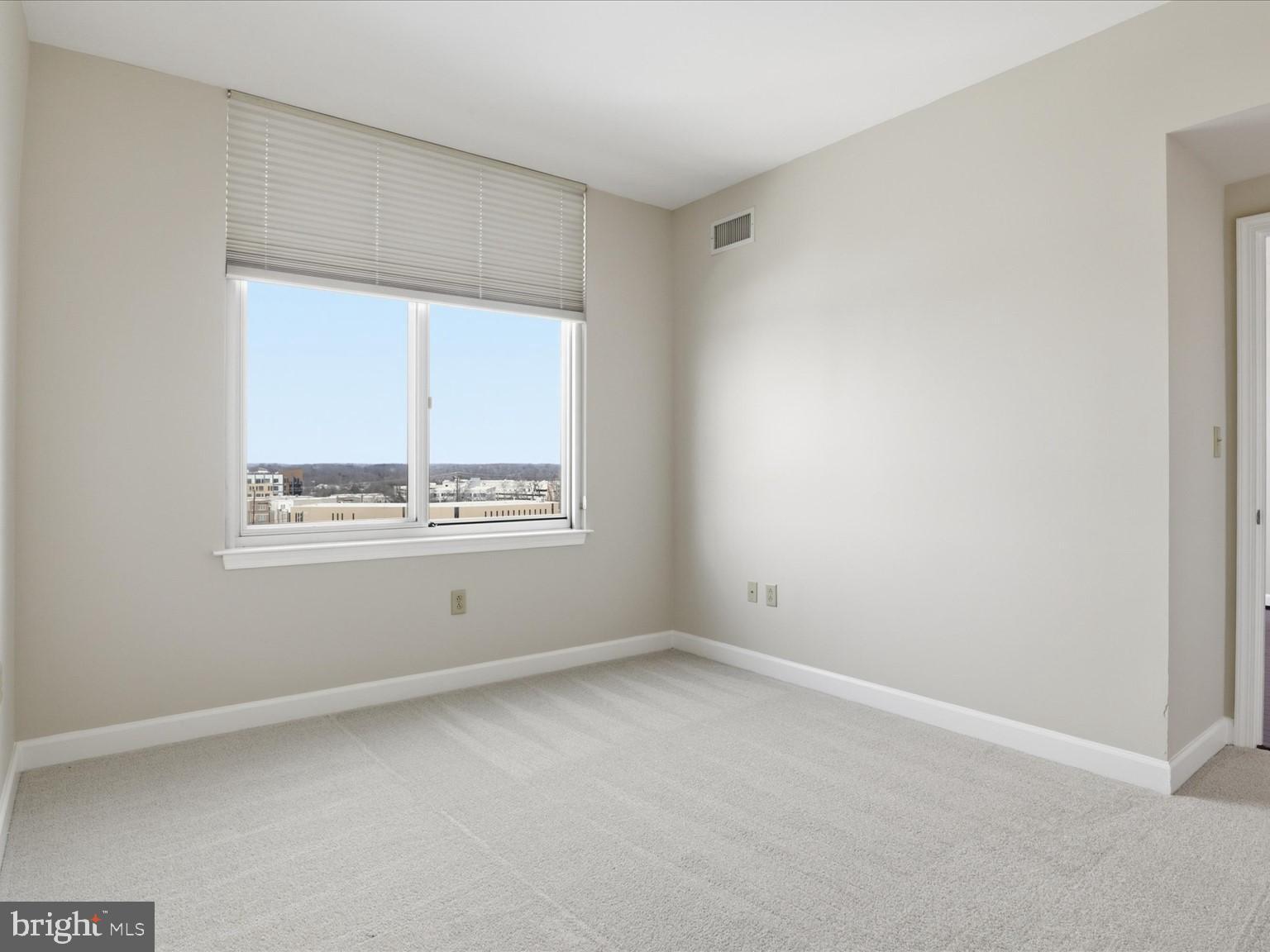 MIDTOWN BETHESDA NORTH - Residential