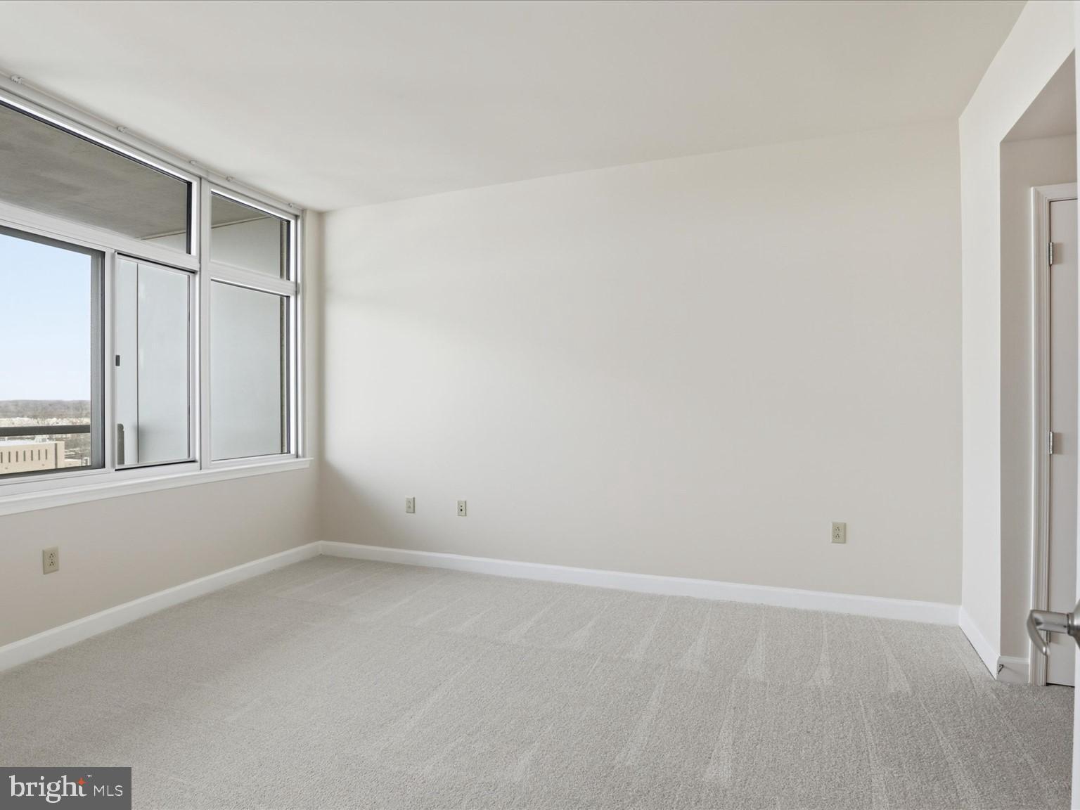 MIDTOWN BETHESDA NORTH - Residential