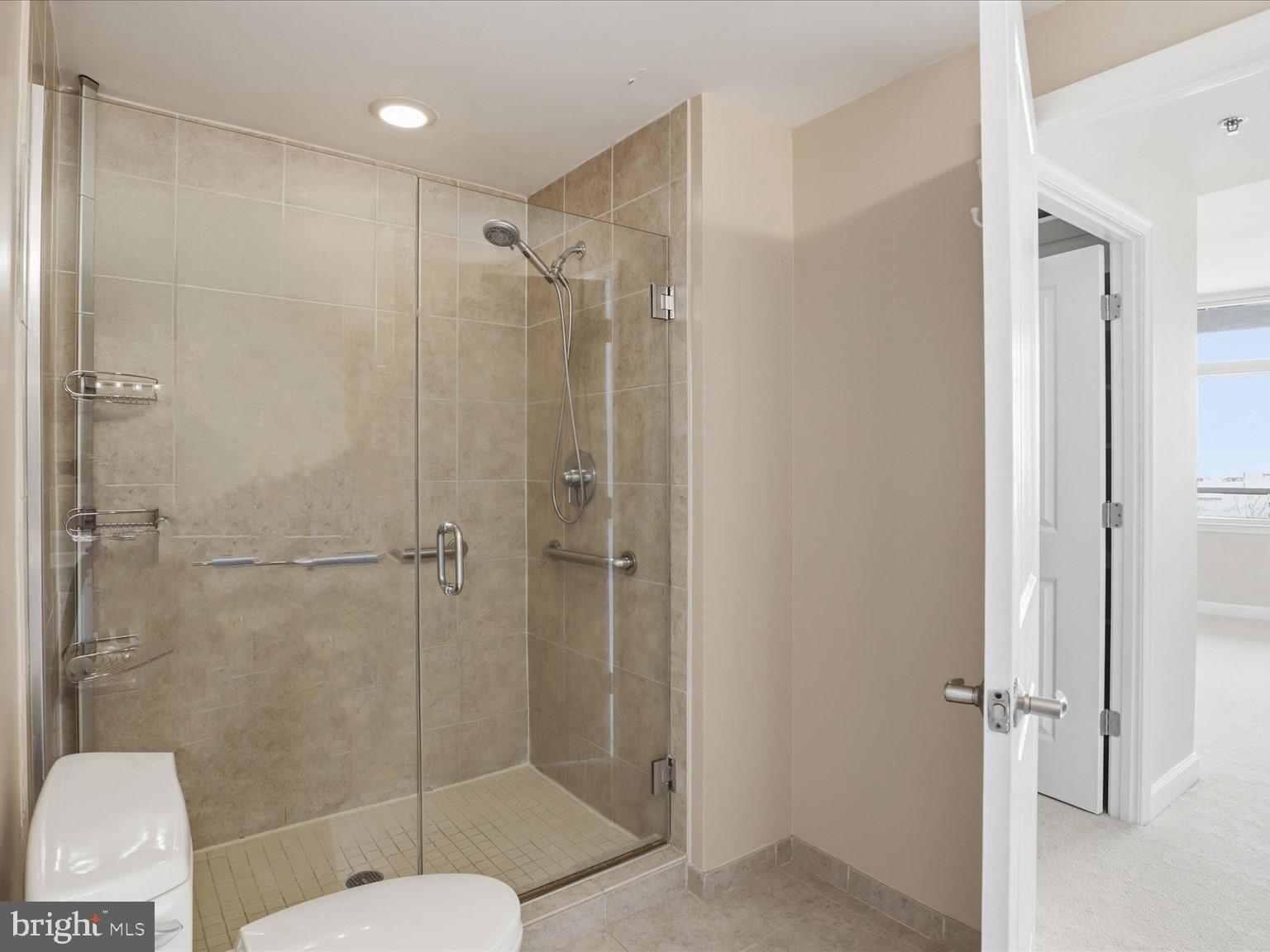 MIDTOWN BETHESDA NORTH - Residential