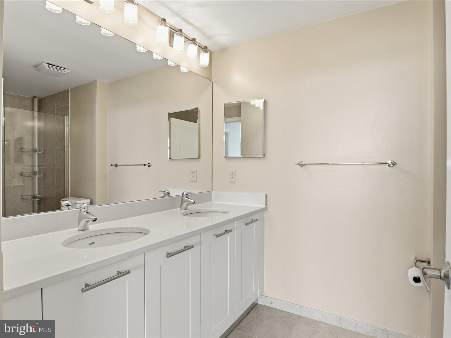 MIDTOWN BETHESDA NORTH - Residential