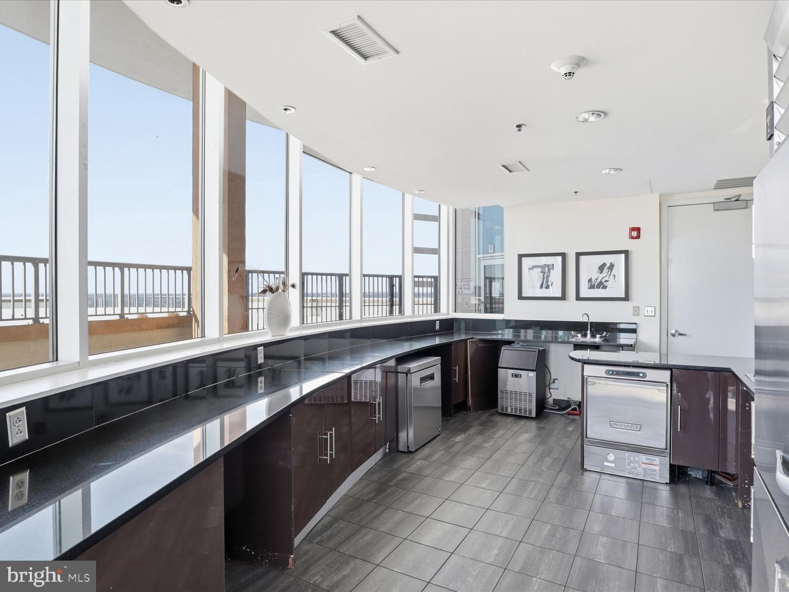 MIDTOWN BETHESDA NORTH - Residential