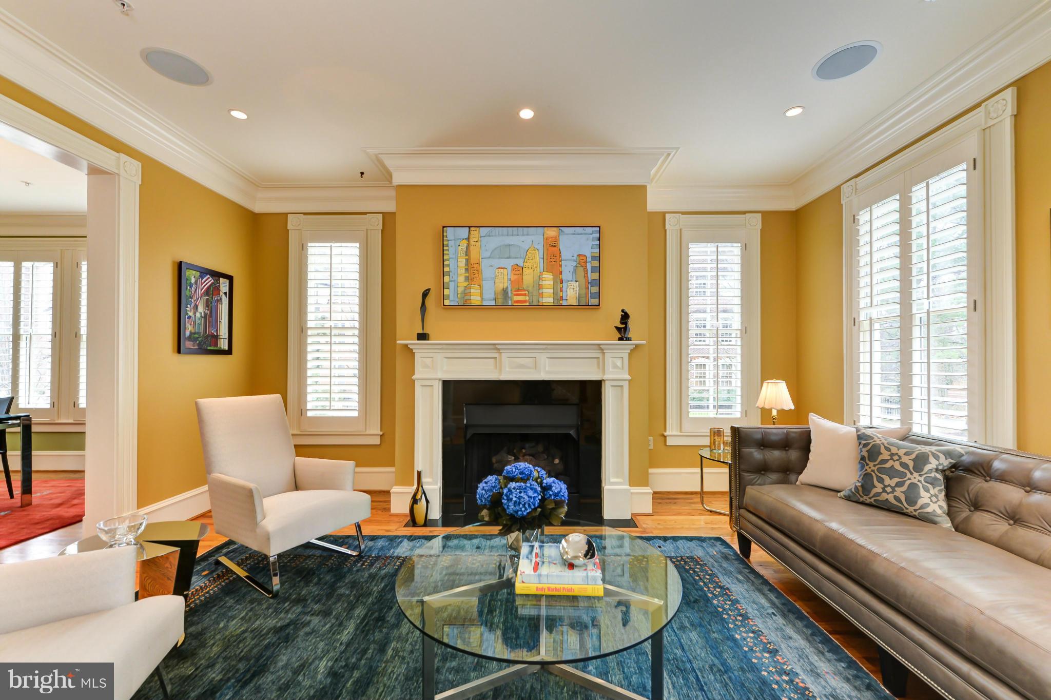 BACKYARD BOATS - Residential