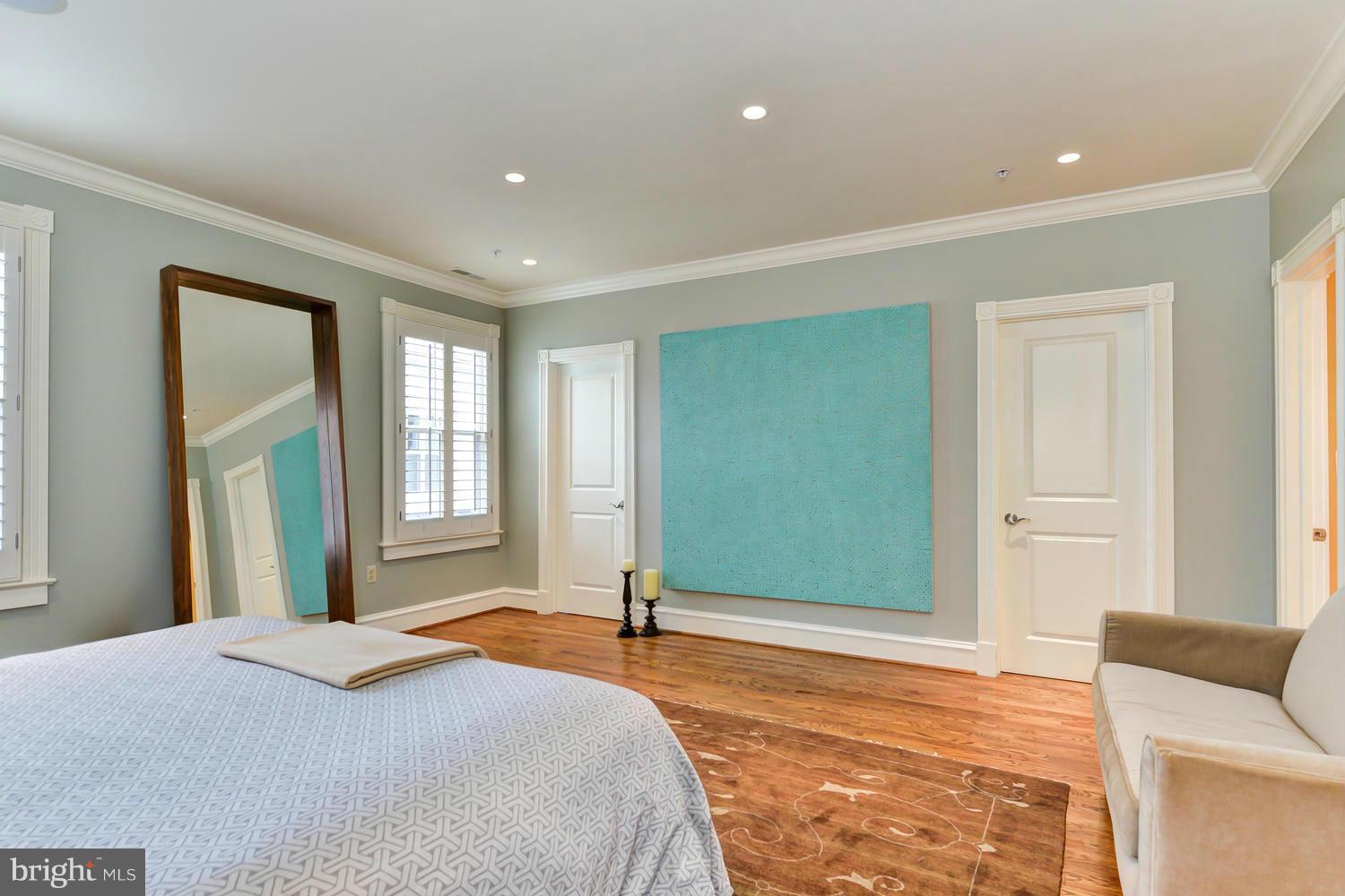 BACKYARD BOATS - Residential