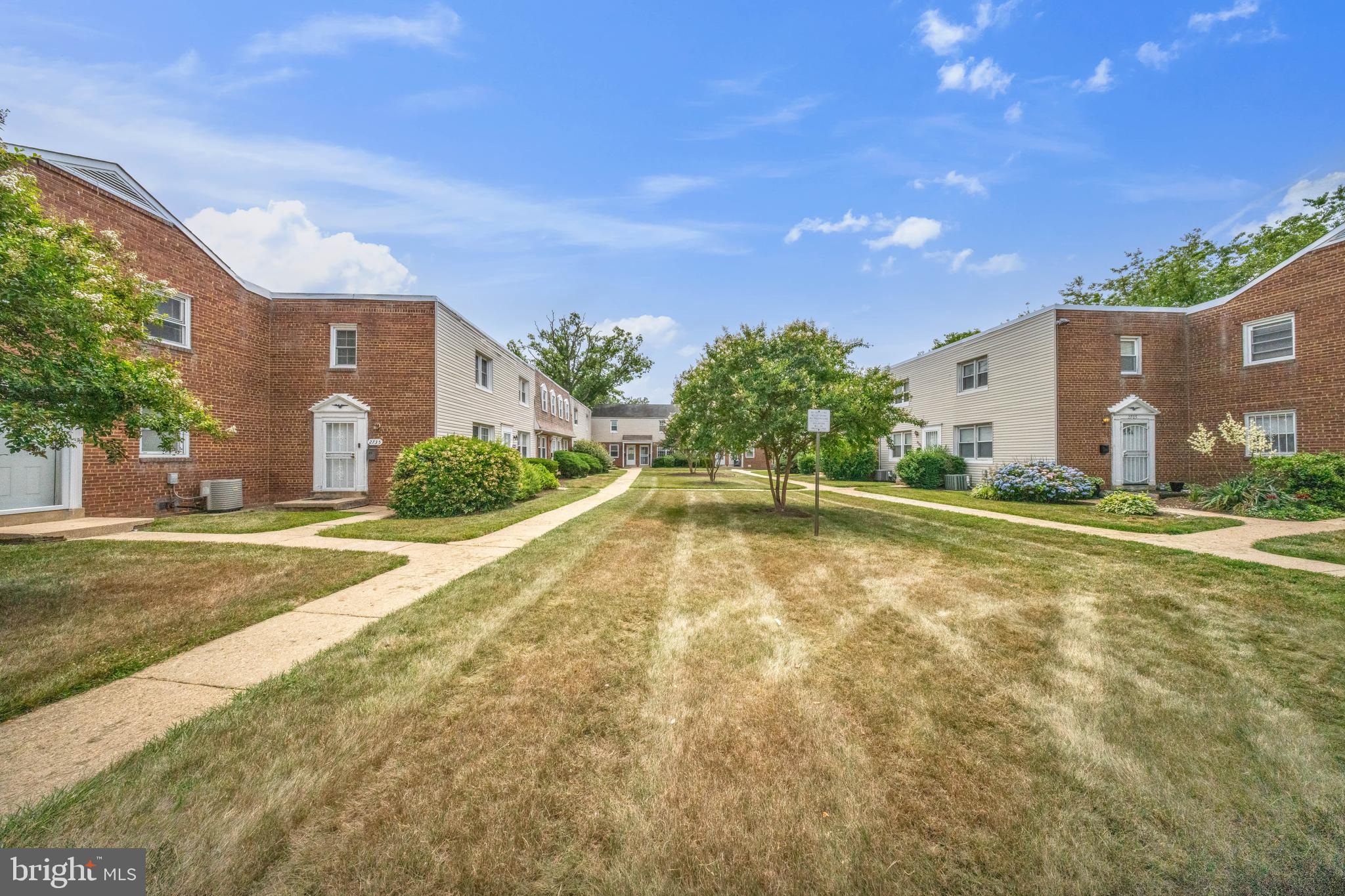 2733 IVERSON STREET 54
