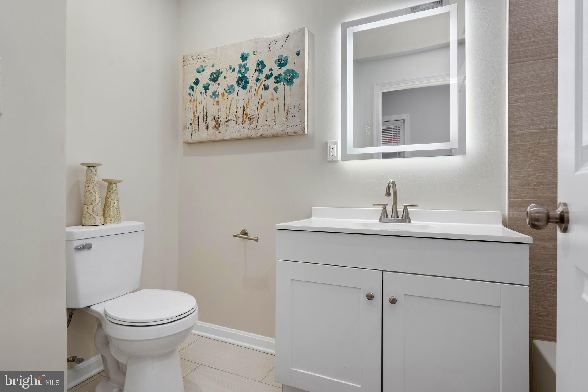 LOCUST POINT - Residential