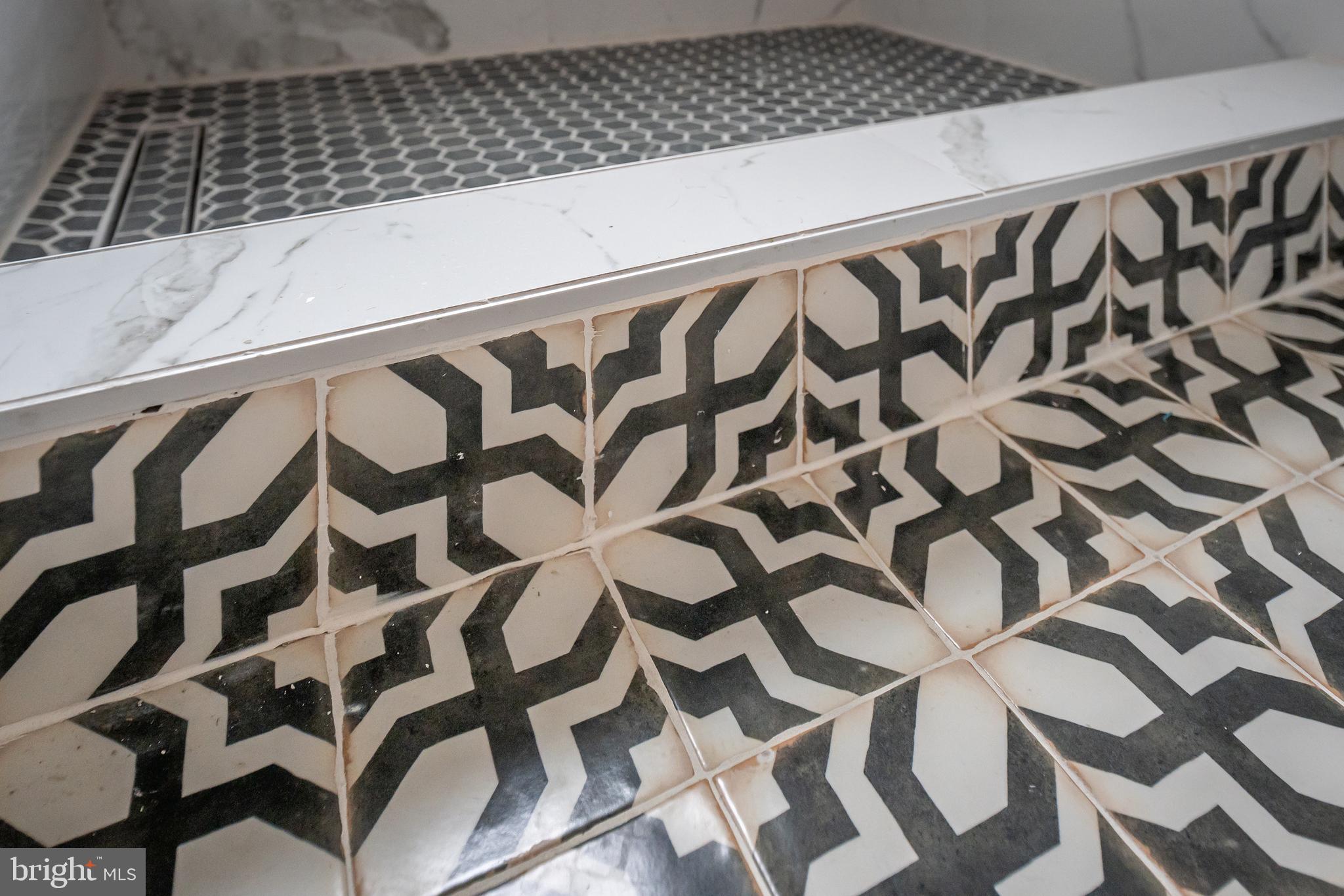 LOCUST POINT - Residential